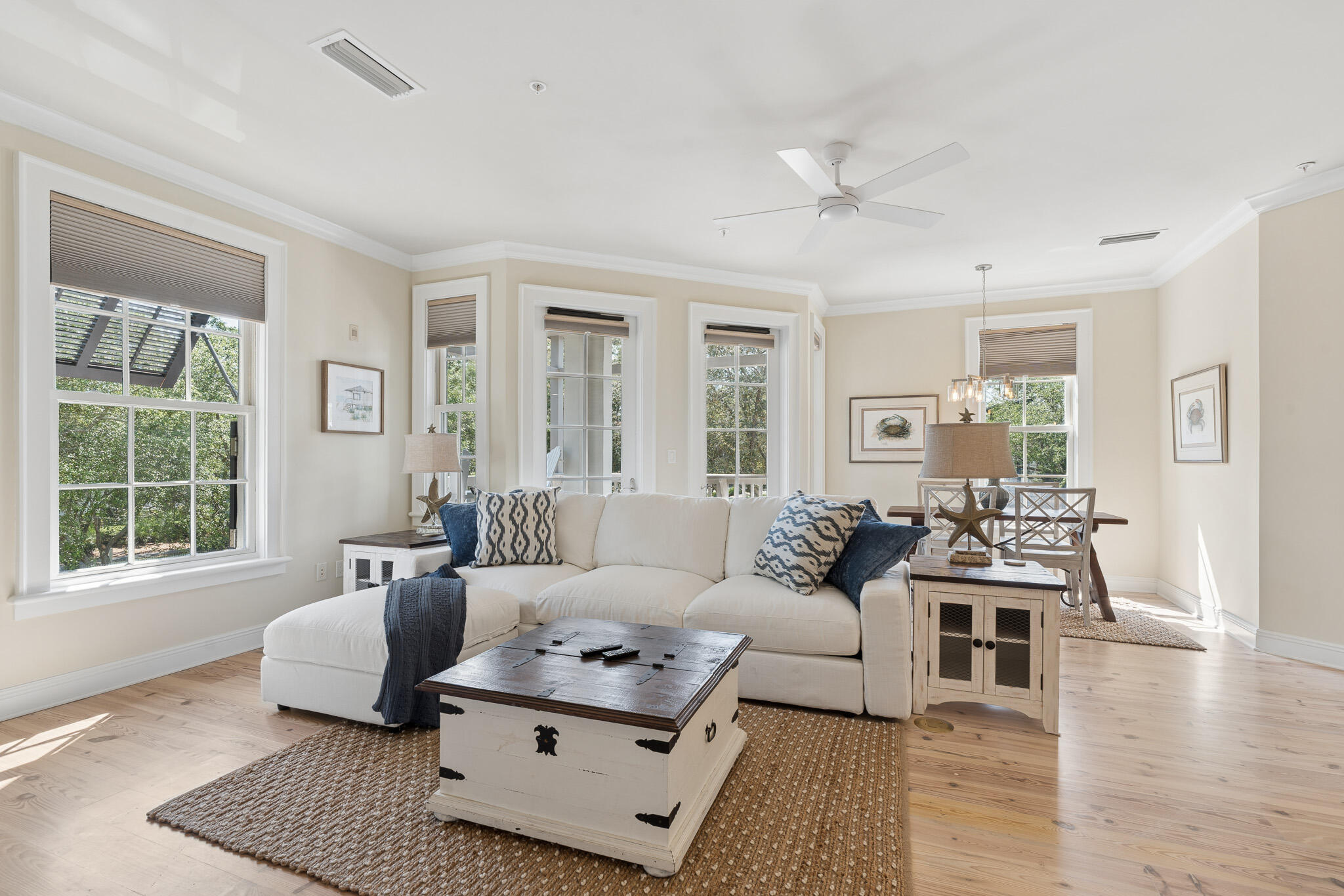 ROSEMARY BEACH
The Lofts West at Barrett Square - Residential