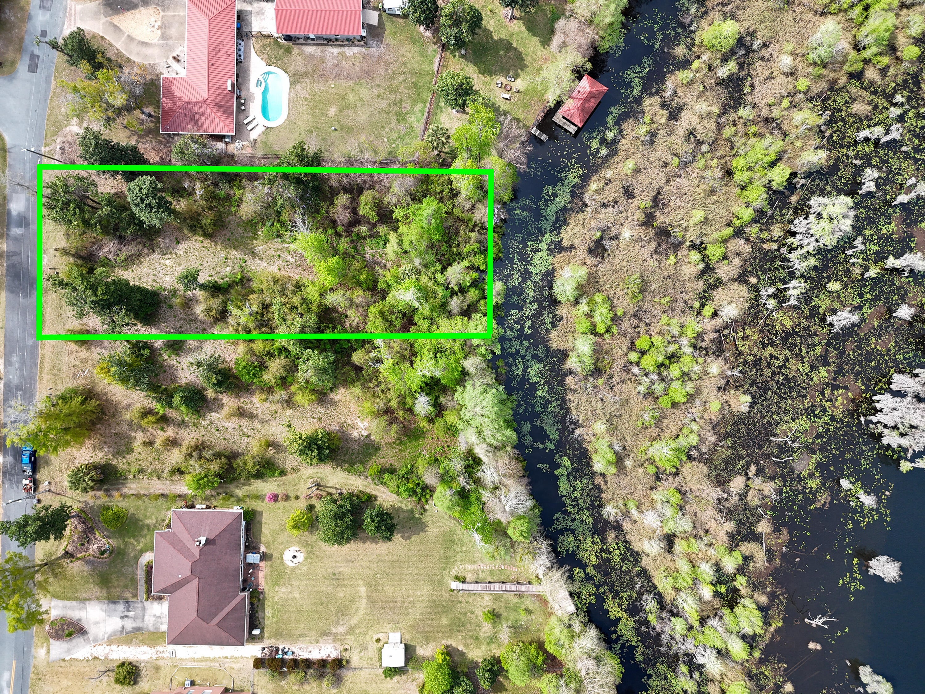 LAKE FOREST ESTATES - Land