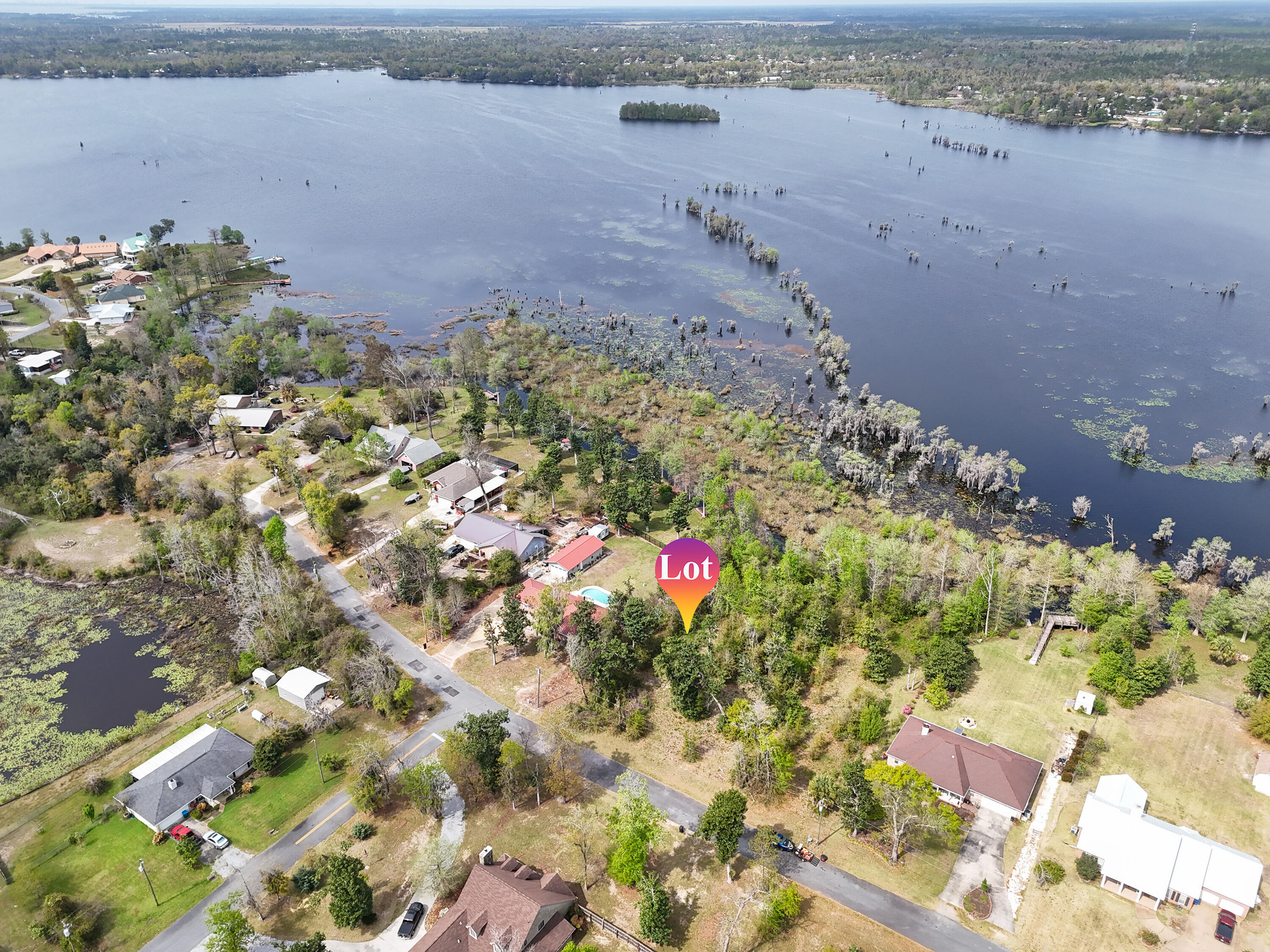 LAKE FOREST ESTATES - Land