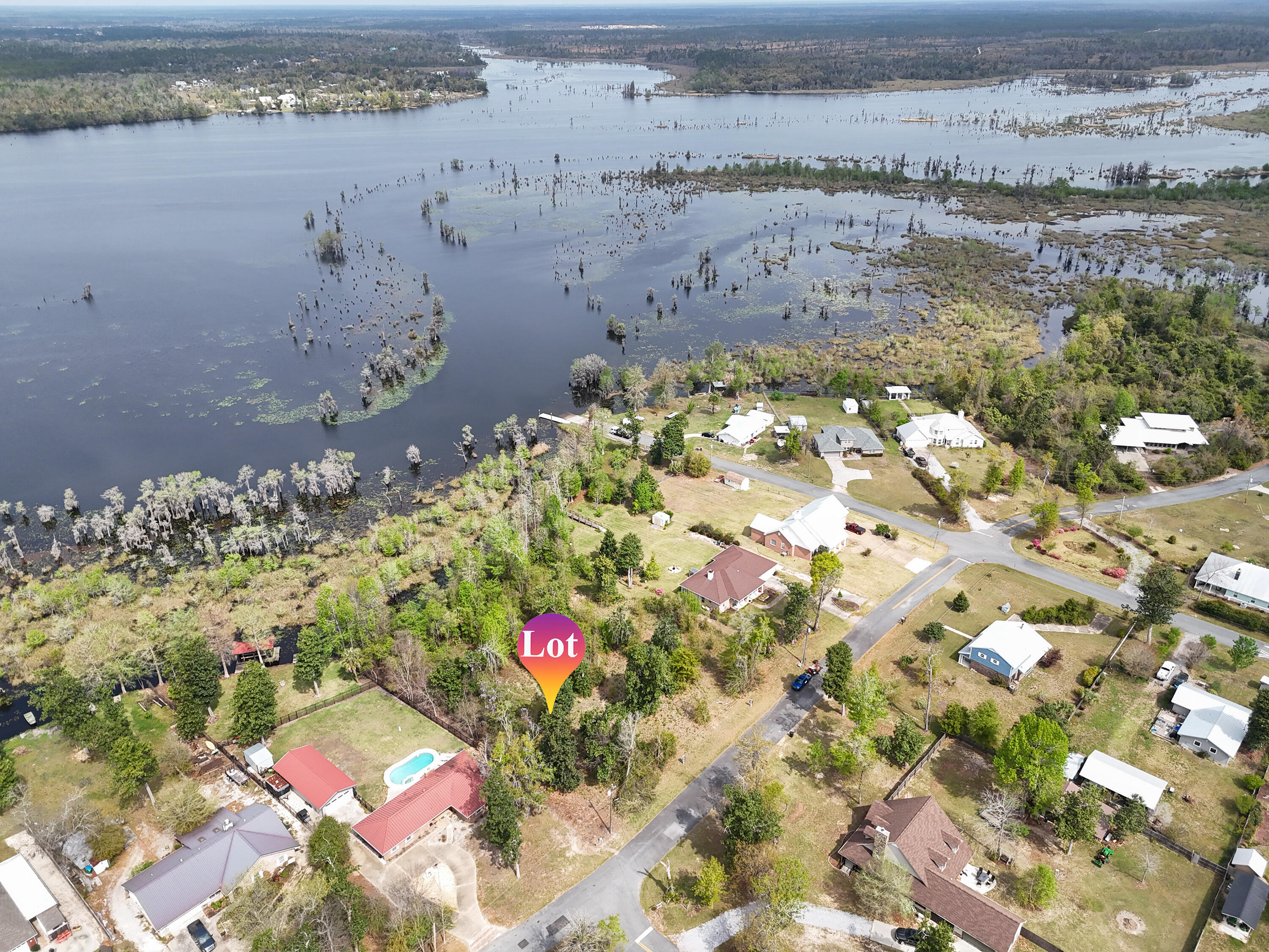 LAKE FOREST ESTATES - Land
