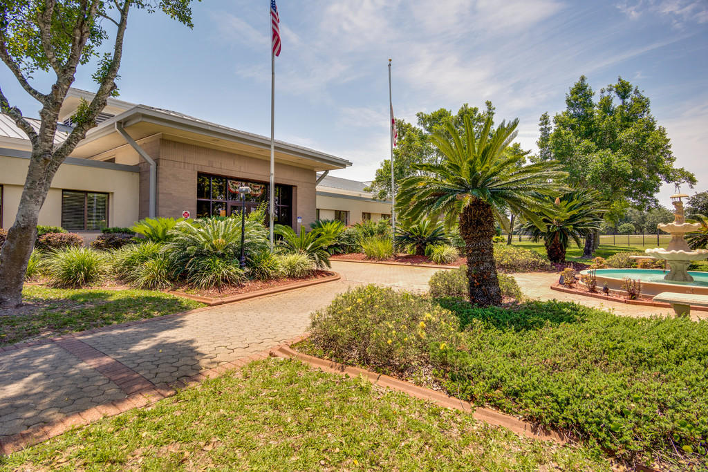 HOLLEY BY THE SEA - Residential