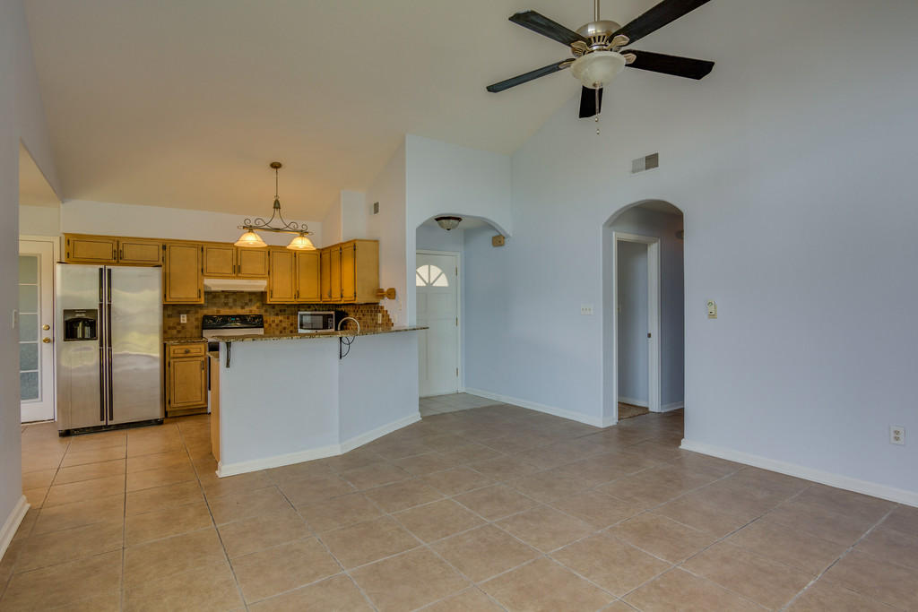 HOLLEY BY THE SEA - Residential