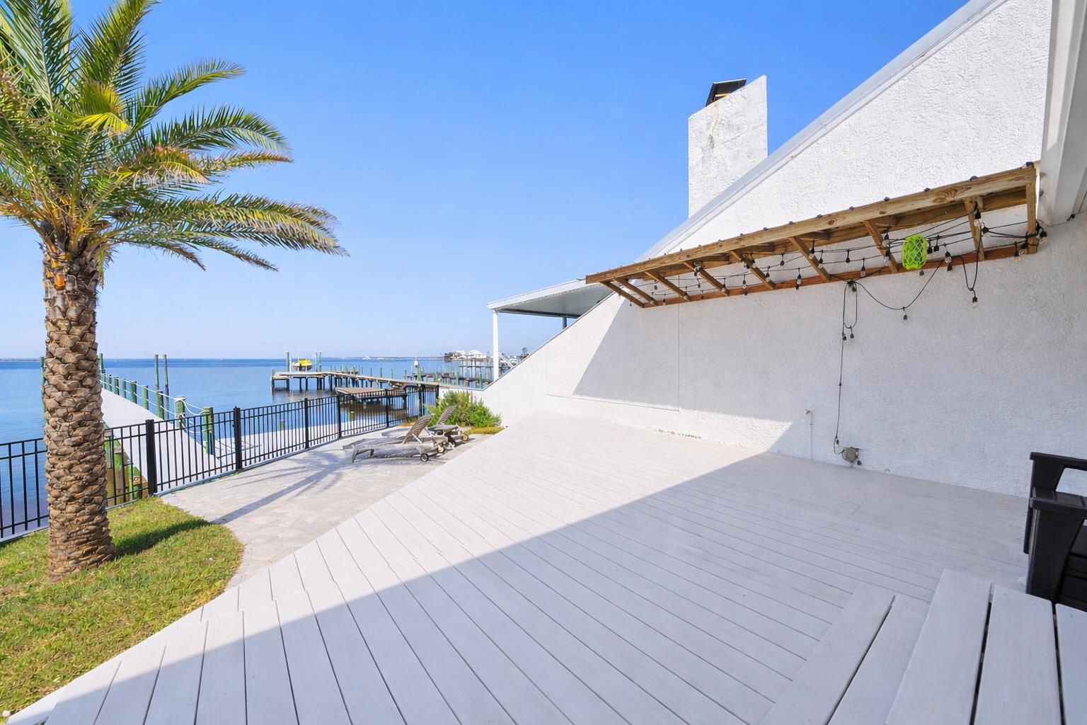 VENETIAN VILLA - Residential