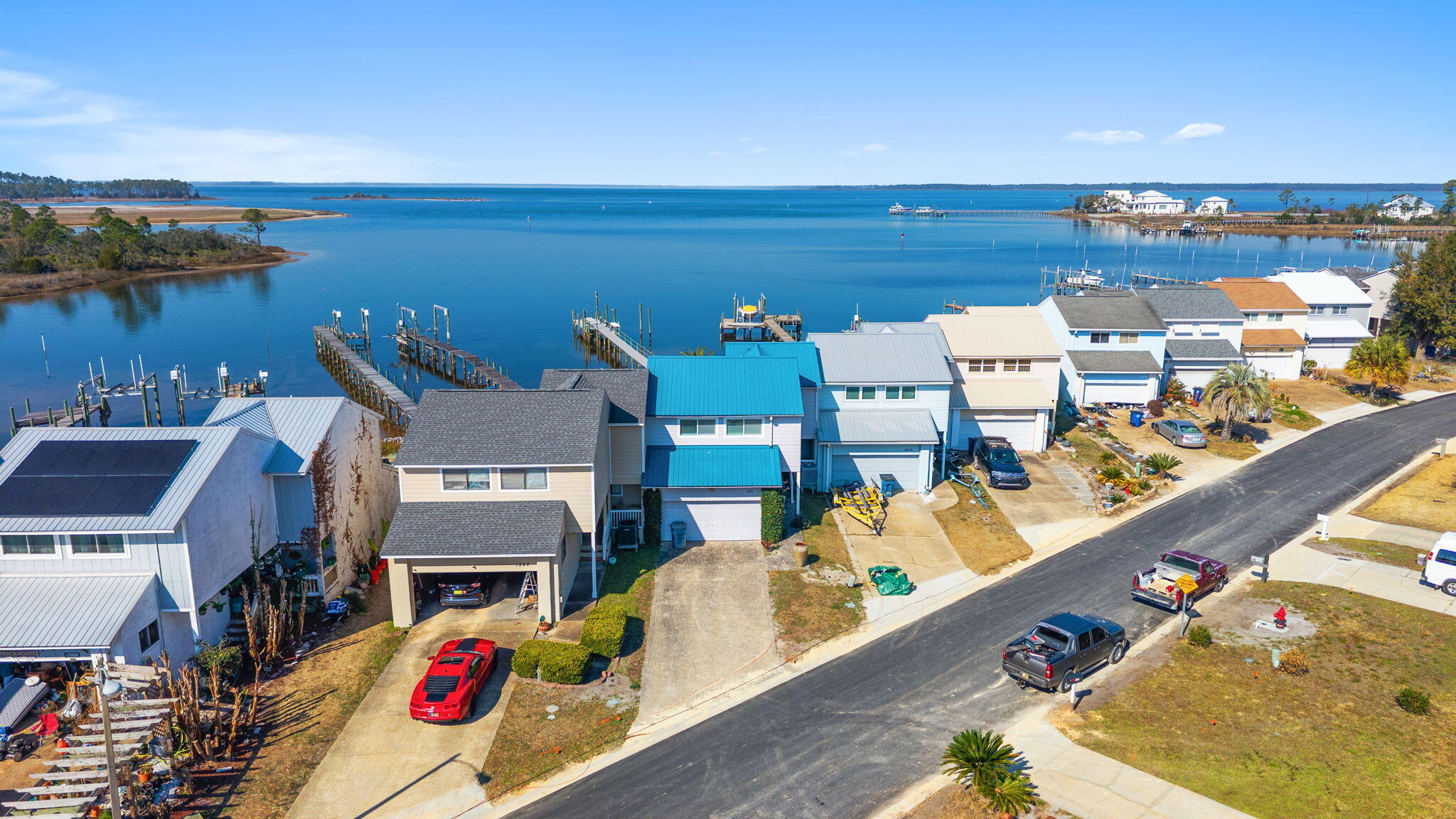 VENETIAN VILLA - Residential