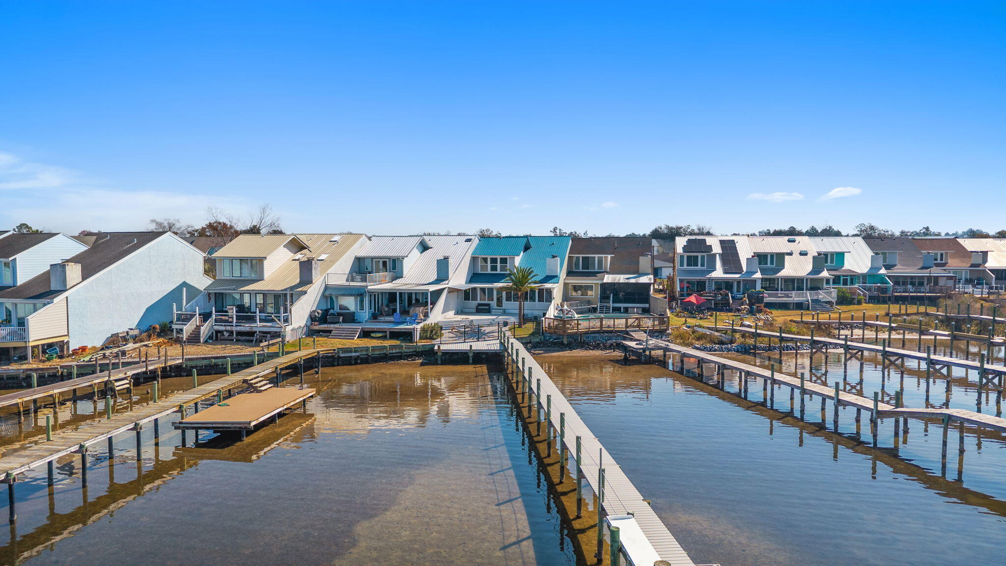 VENETIAN VILLA - Residential