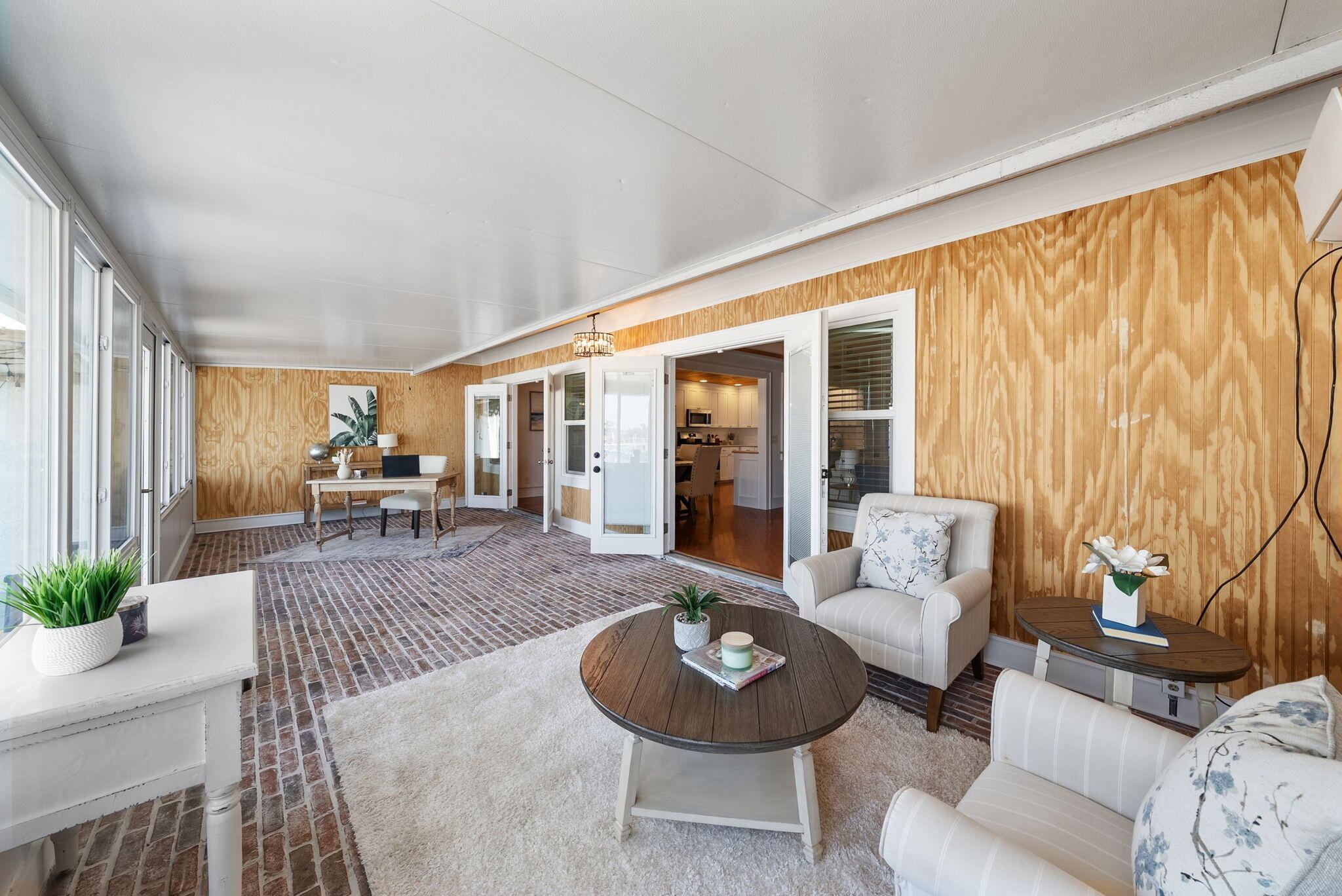 VENETIAN VILLA - Residential