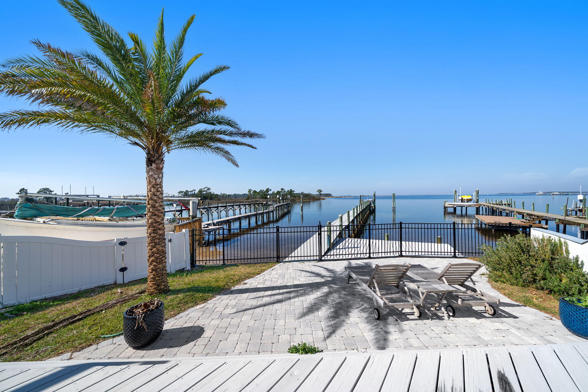 VENETIAN VILLA - Residential