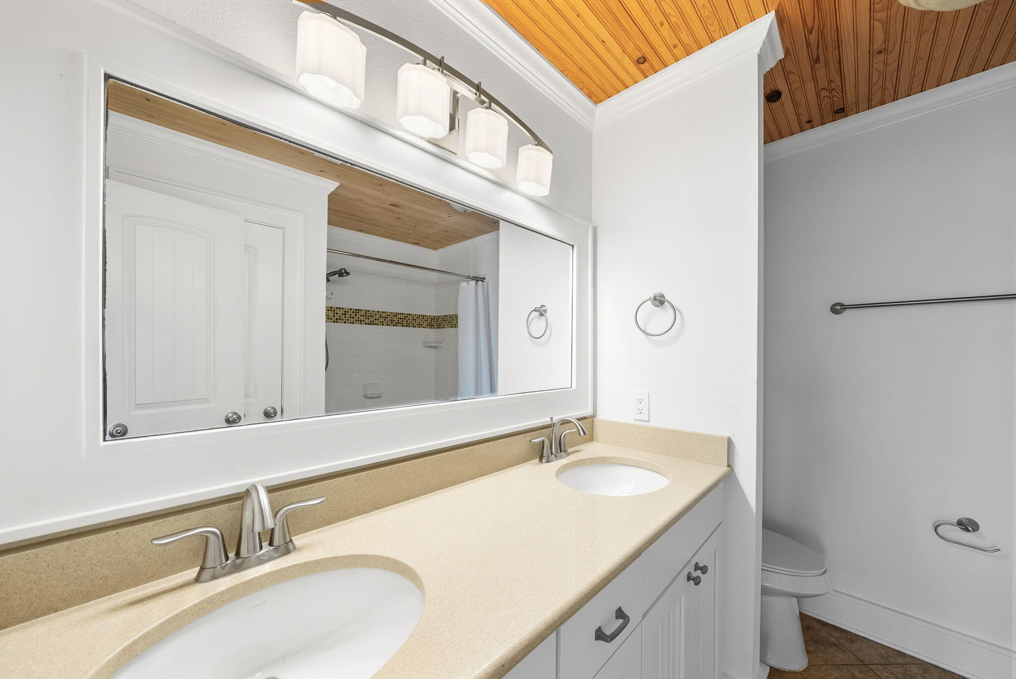 VENETIAN VILLA - Residential