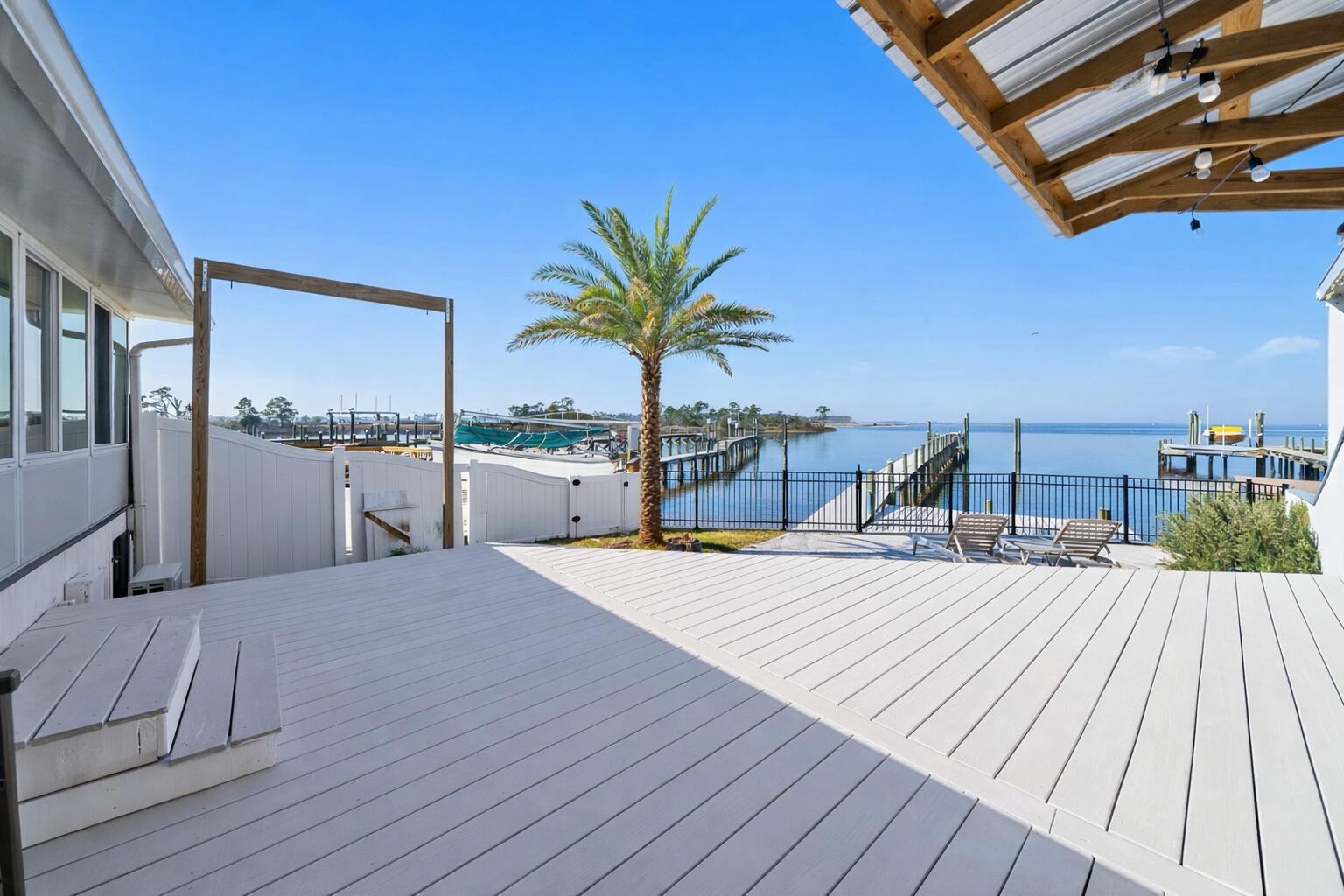 VENETIAN VILLA - Residential