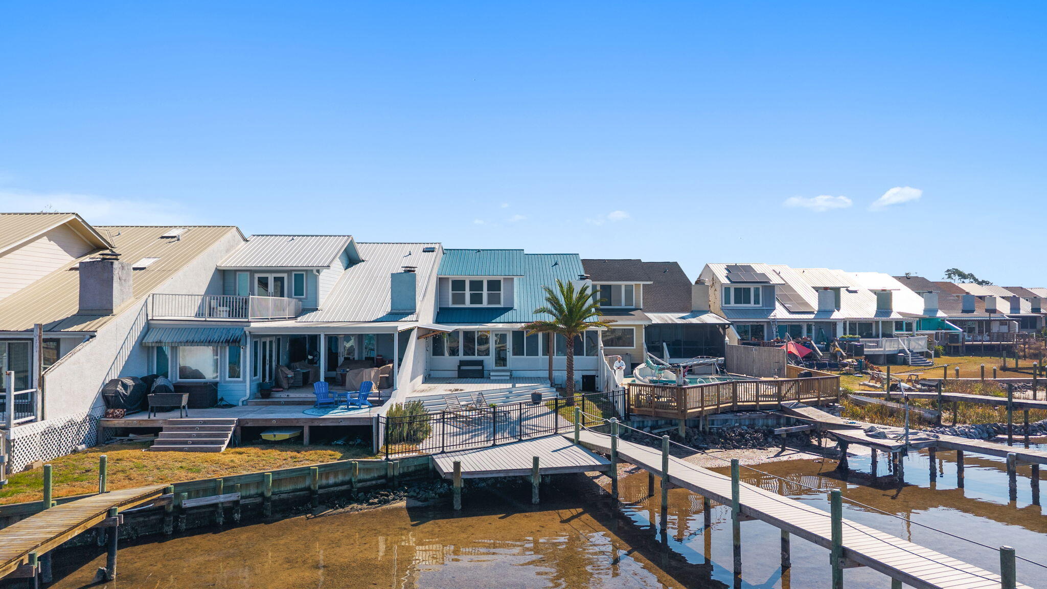 VENETIAN VILLA - Residential