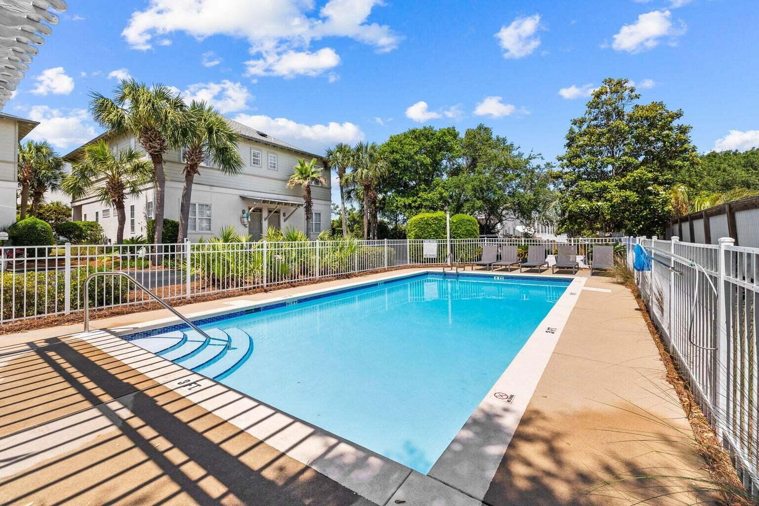 ARCADIA PLACE - Residential