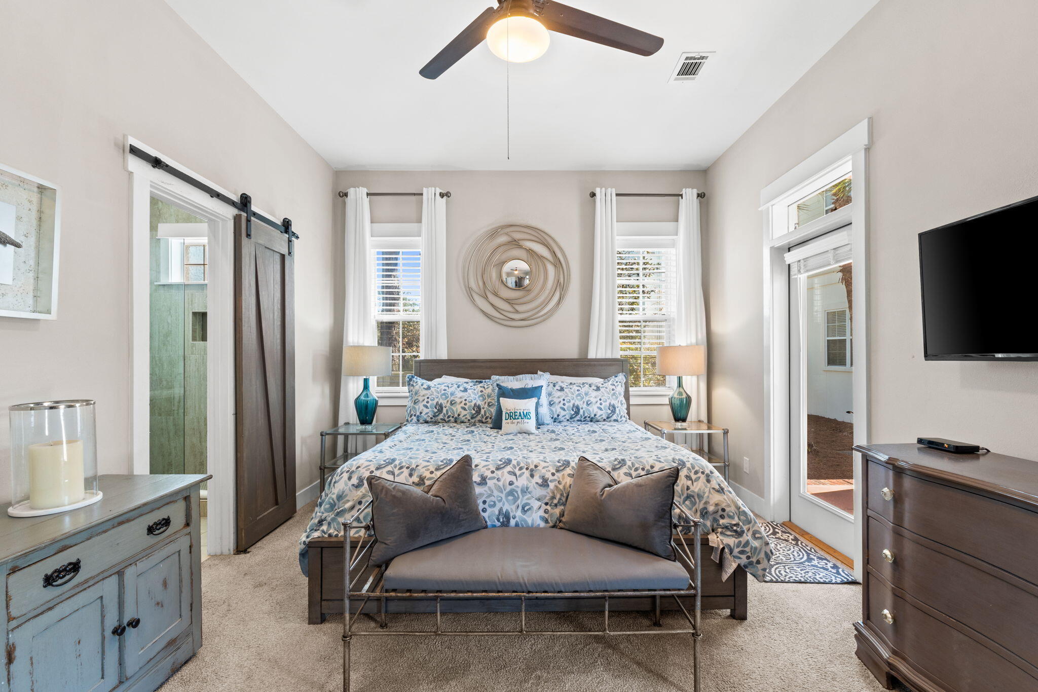 ARCADIA PLACE - Residential