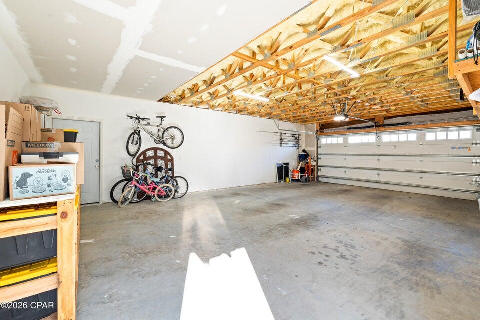 LAGUNA BEACH ESTATES 7TH ADDN - Residential