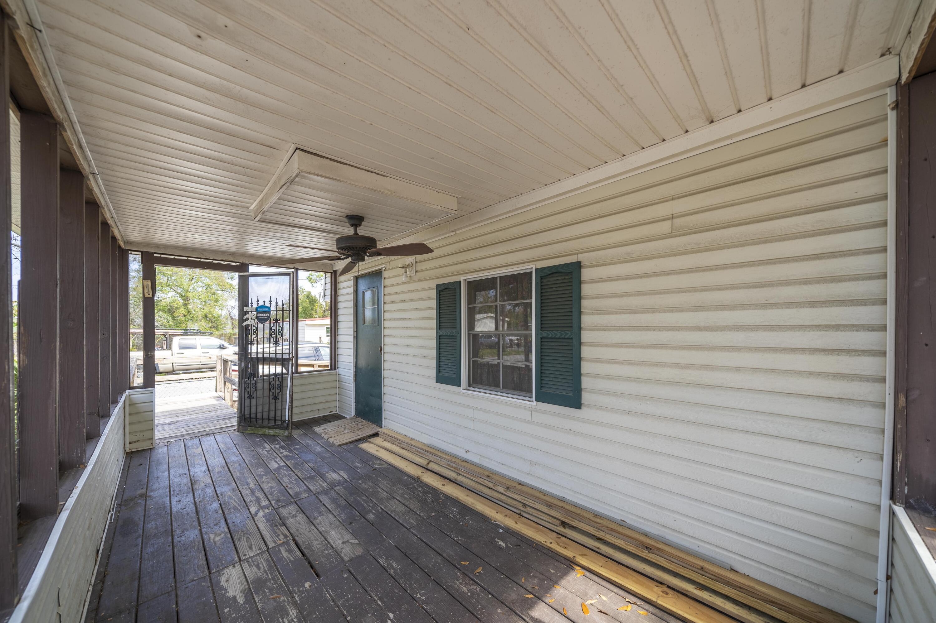 NO RECORDED SUBDIVISION - Residential