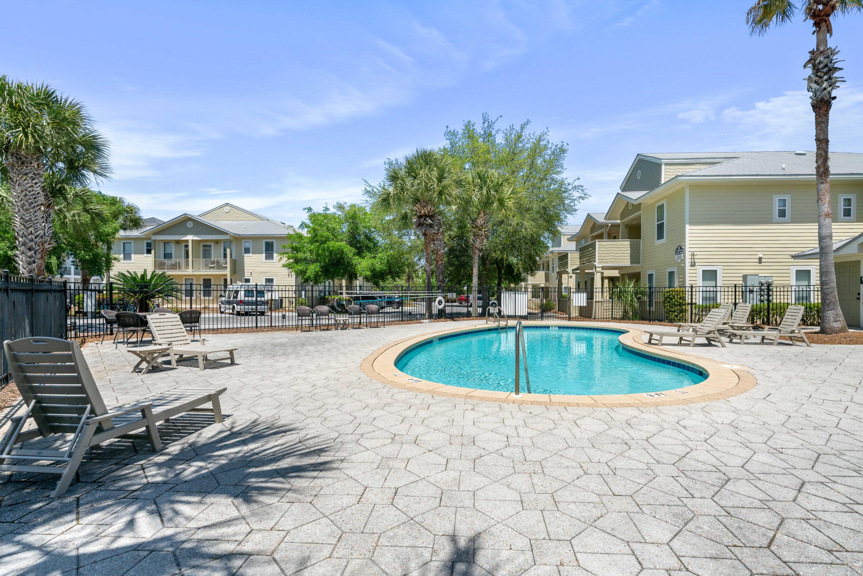 TOPSAIL VILLAGE - Residential