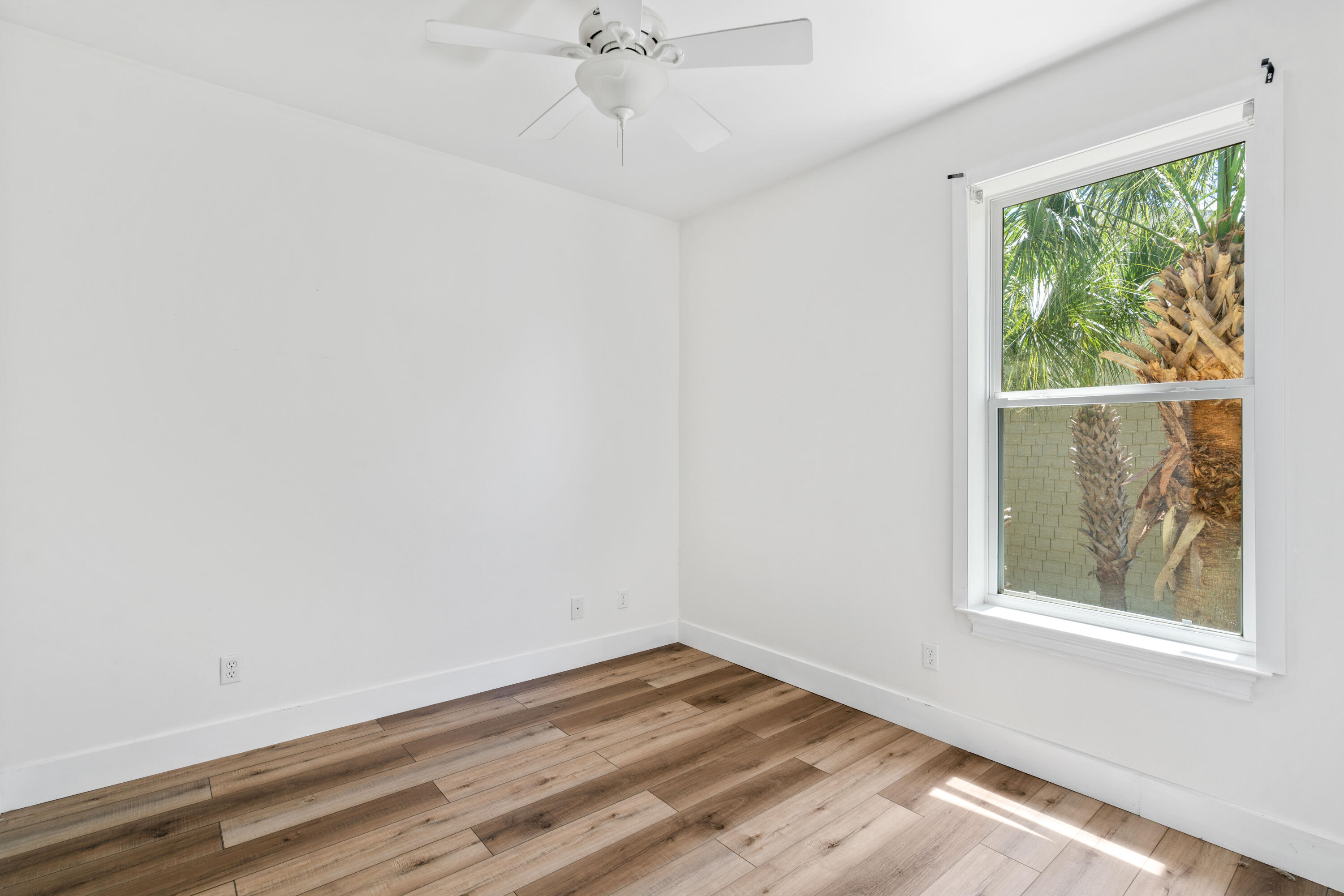 TOPSAIL VILLAGE - Residential