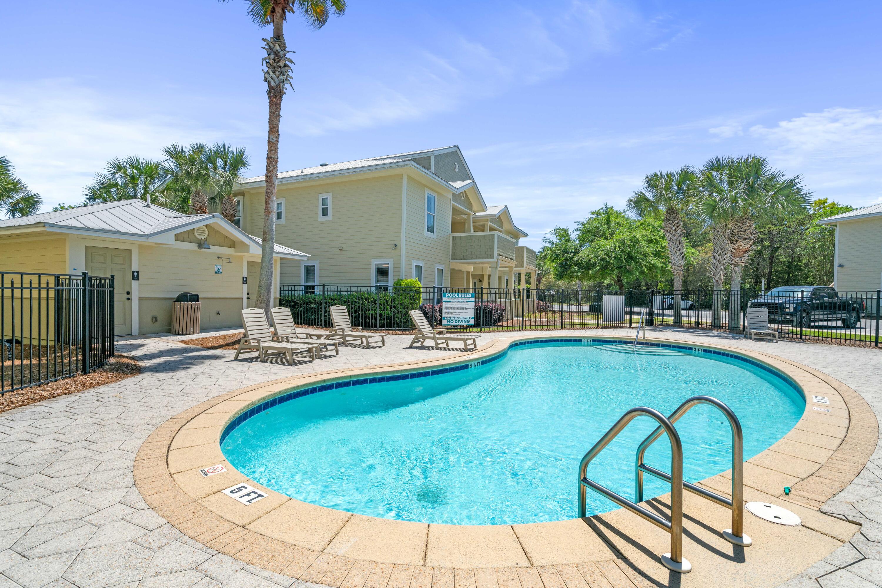 TOPSAIL VILLAGE - Residential