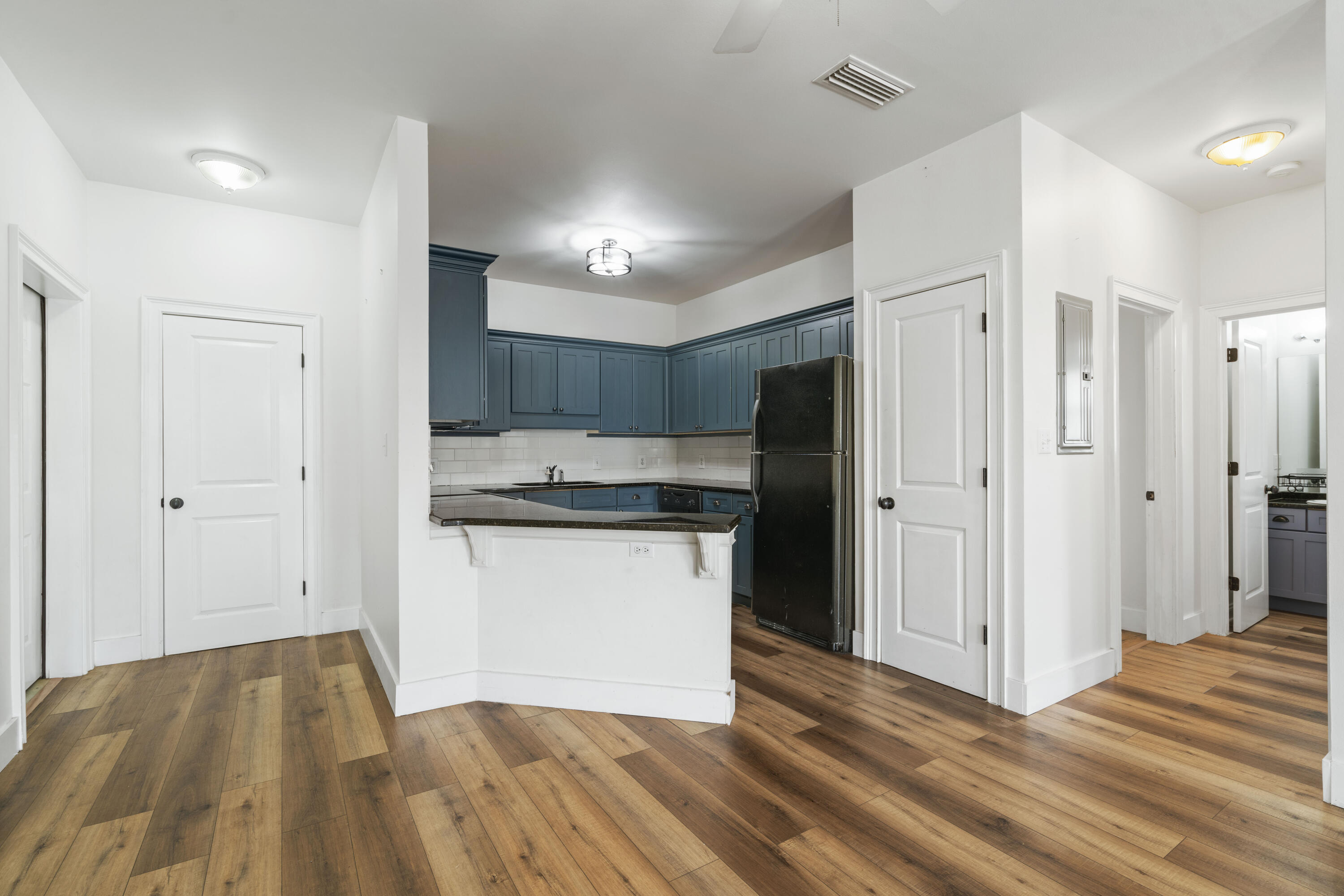 TOPSAIL VILLAGE - Residential