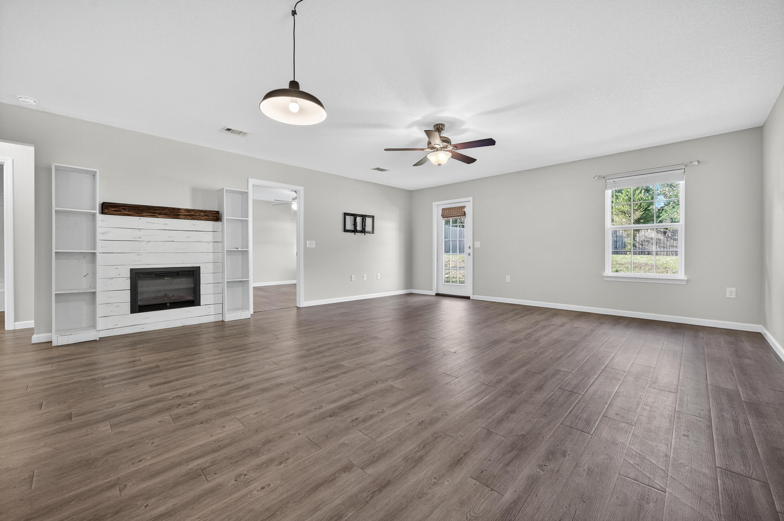 NORTH SUPERGROUP - Residential