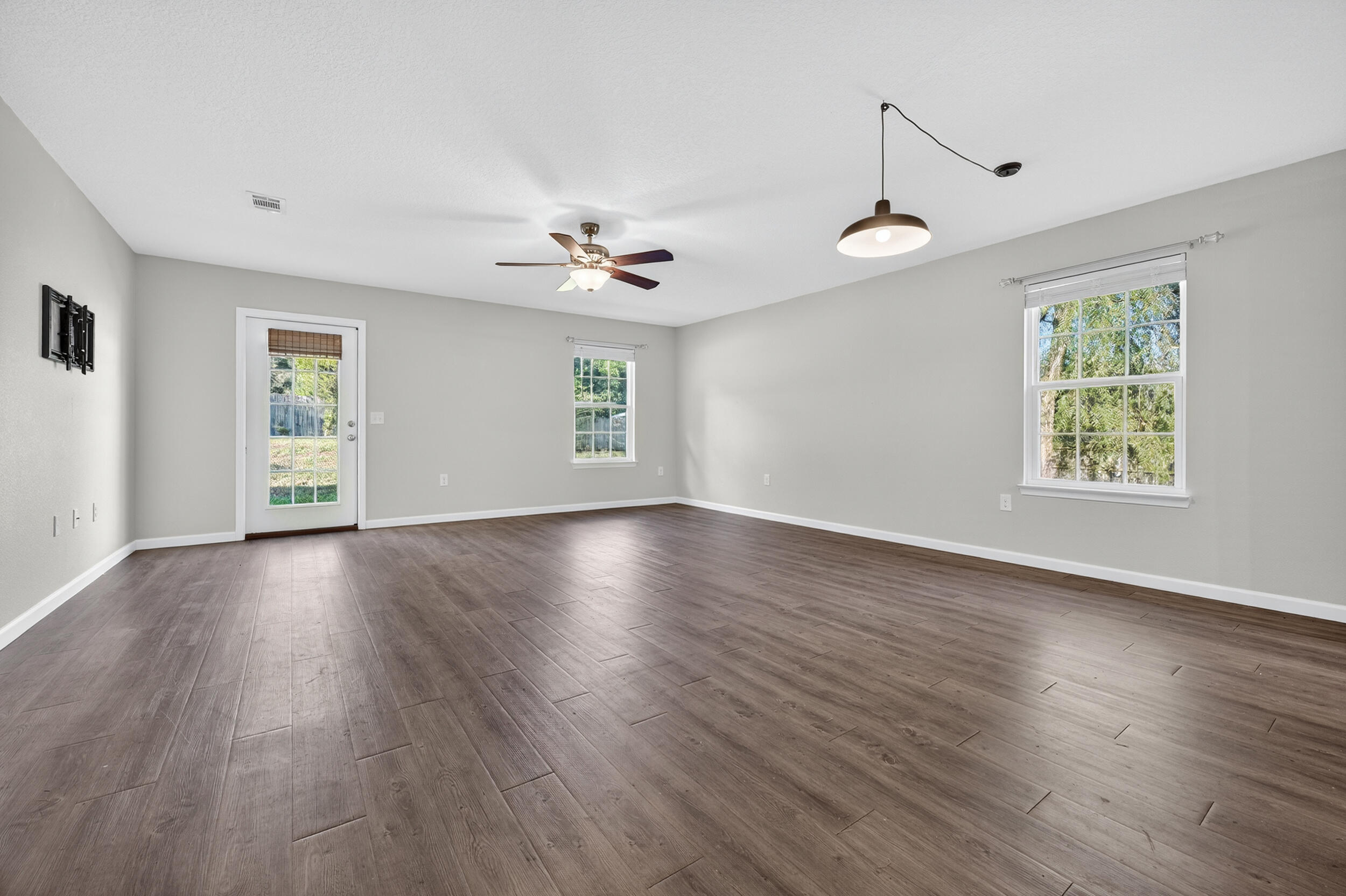 NORTH SUPERGROUP - Residential