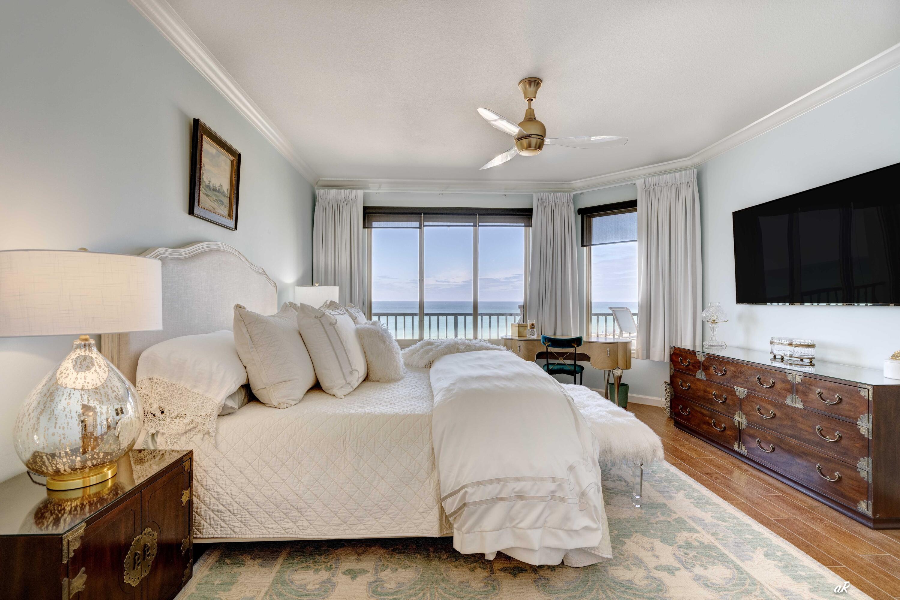 SUMMERWINDS CONDO - Residential