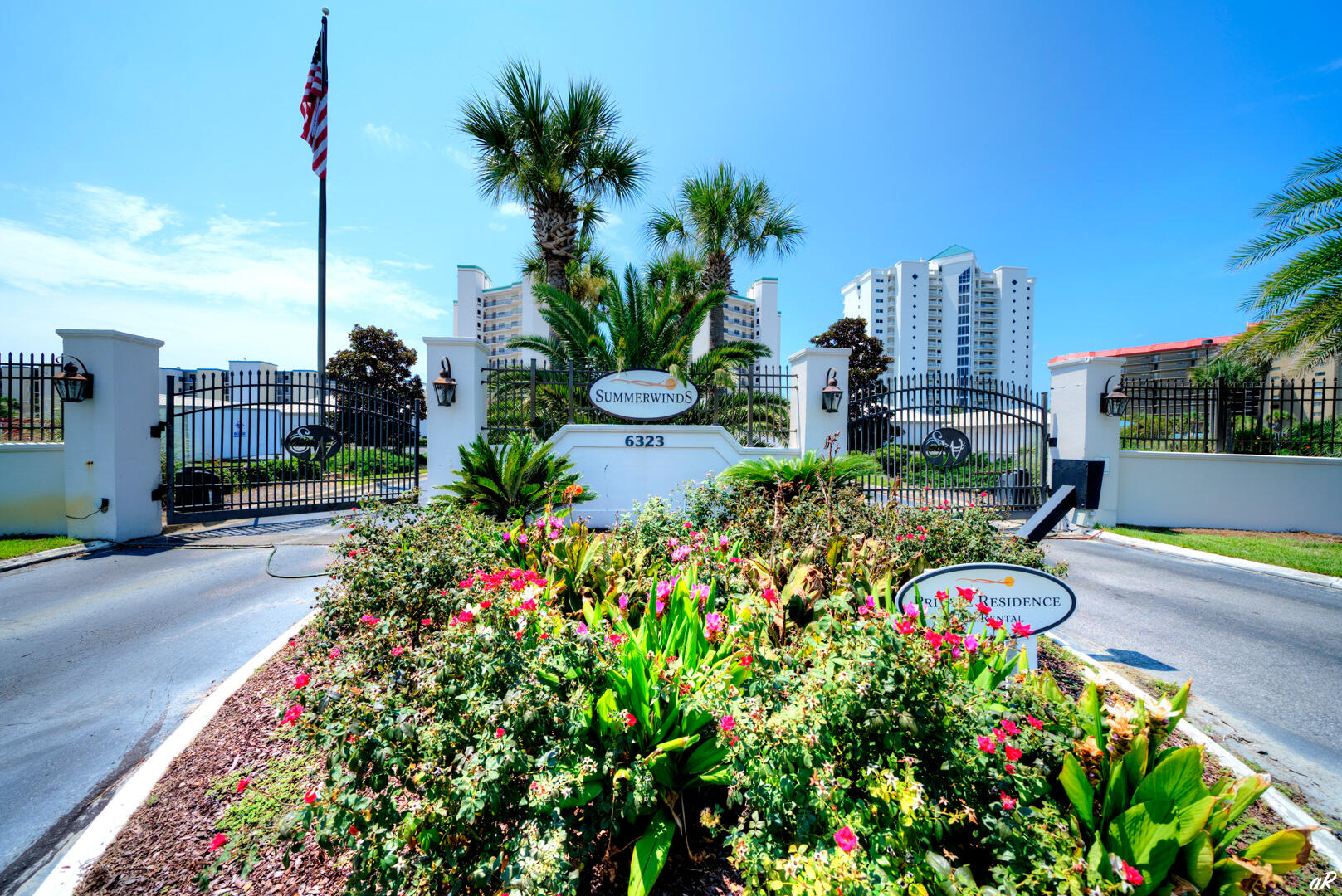 SUMMERWINDS CONDO - Residential