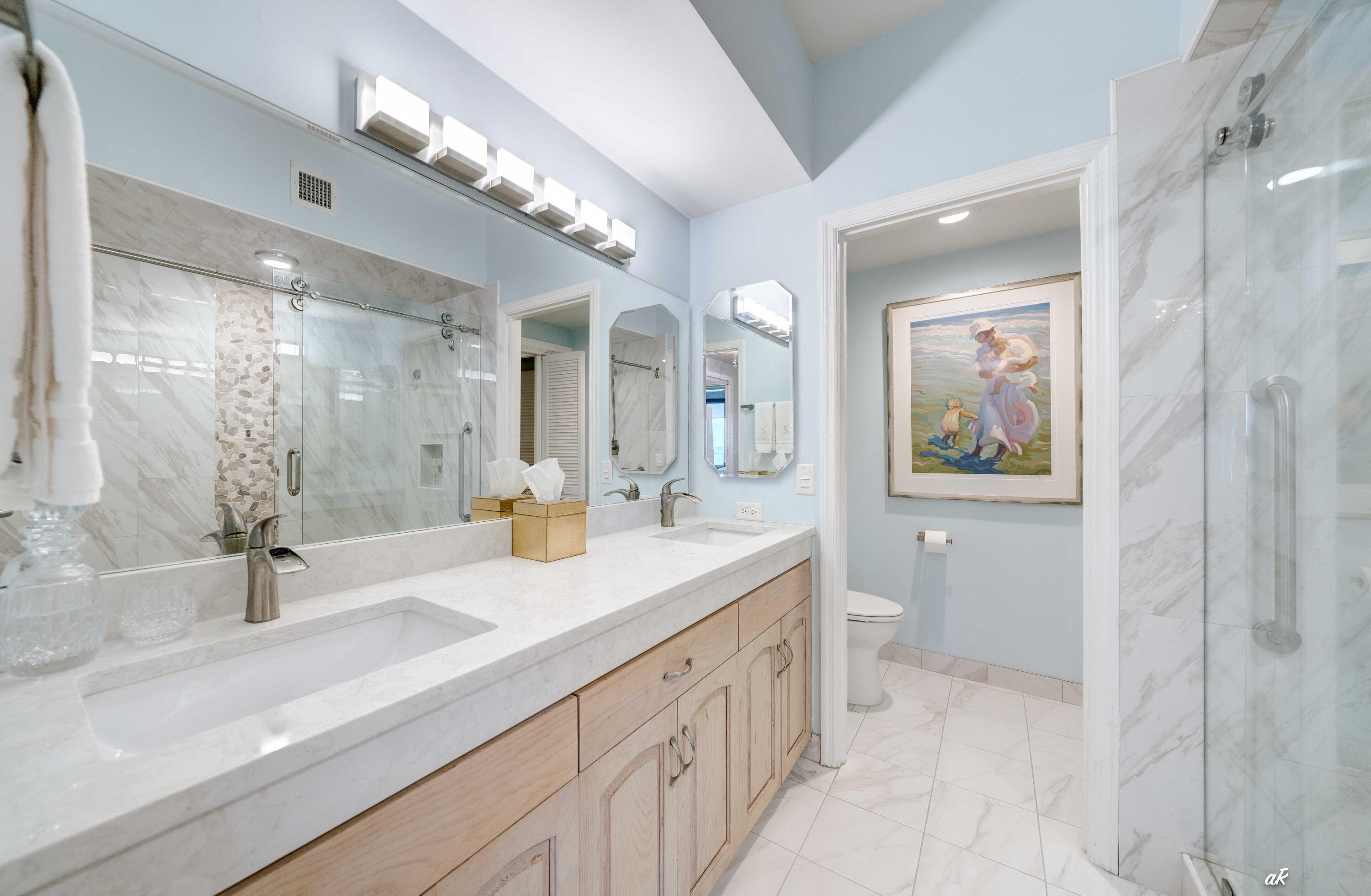 SUMMERWINDS CONDO - Residential