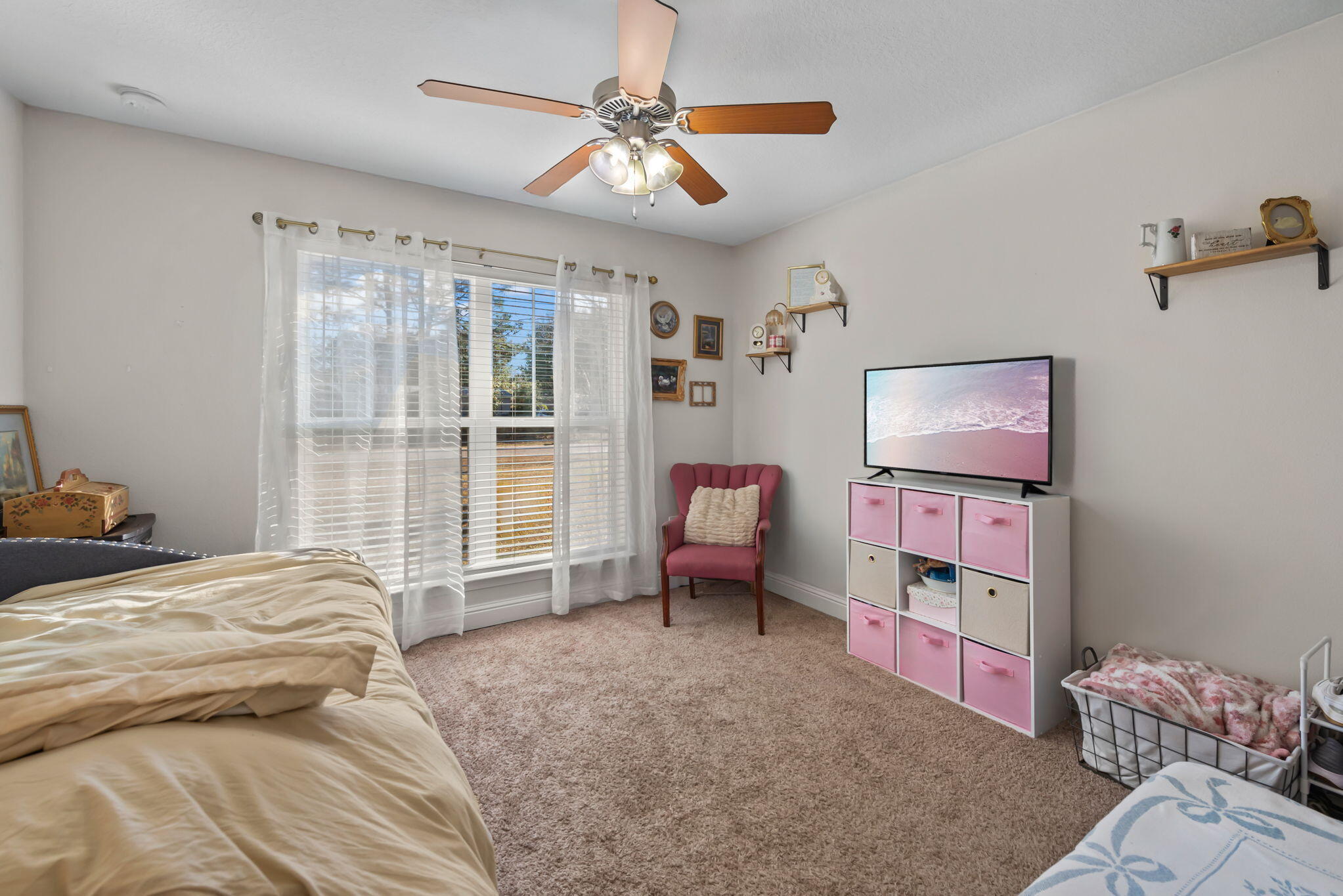 NAVARRE 2ND ADDITION - Residential