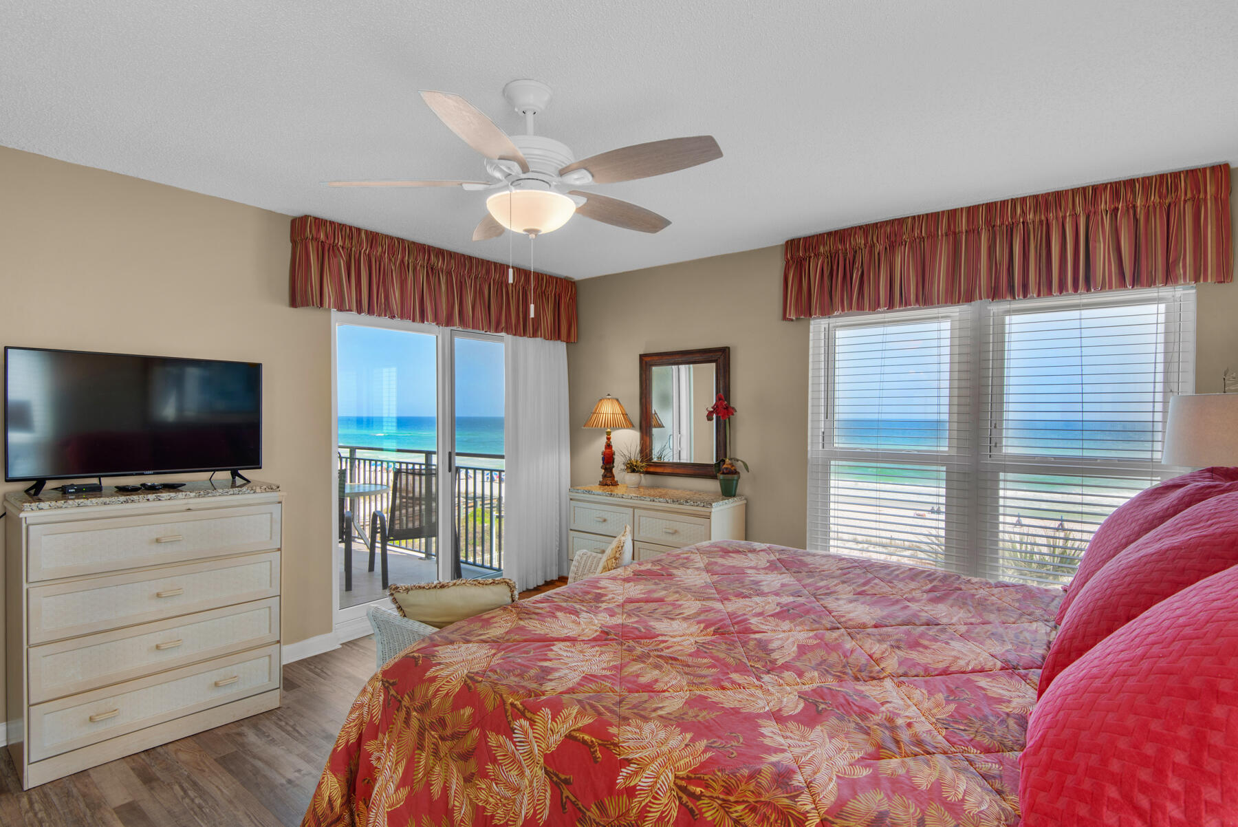 Emerald Isle - Residential