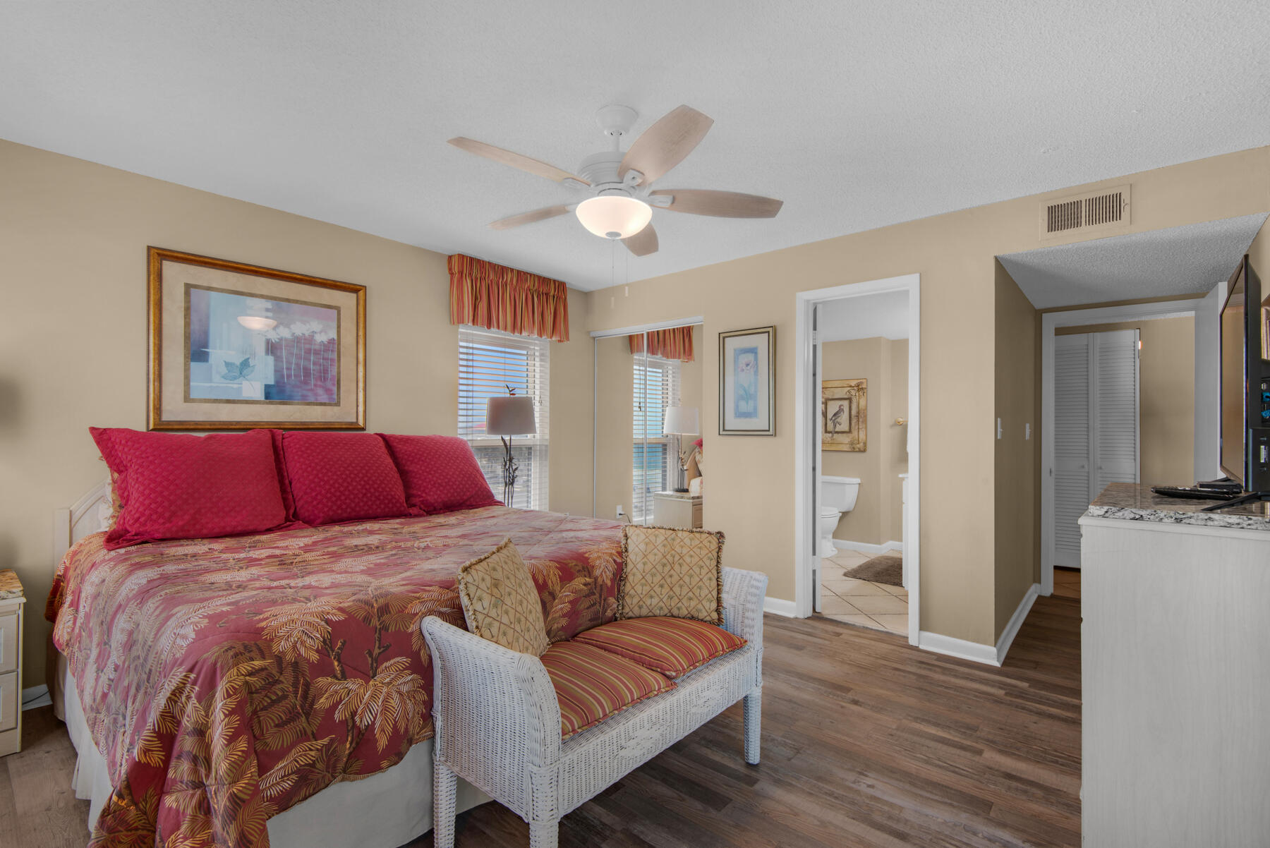 Emerald Isle - Residential