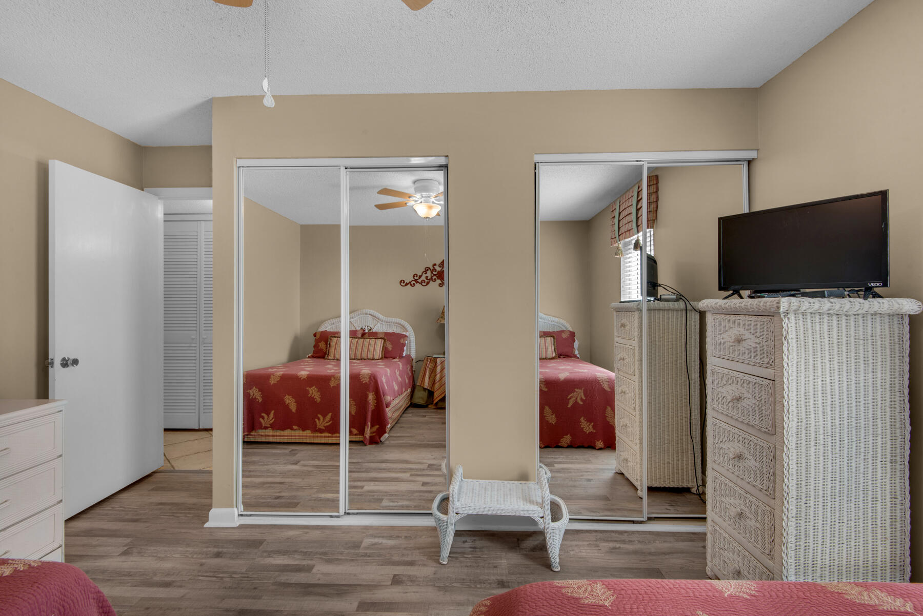 Emerald Isle - Residential