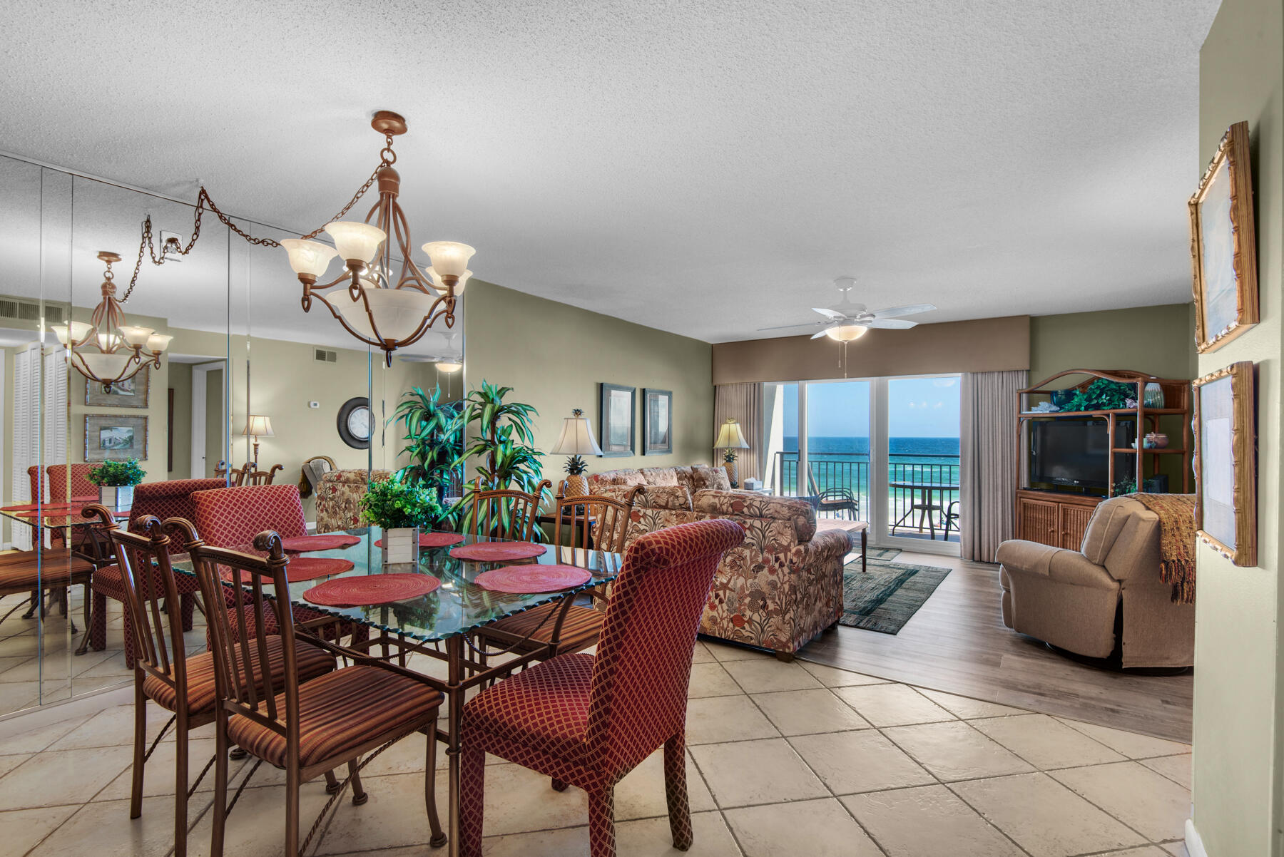 Emerald Isle - Residential