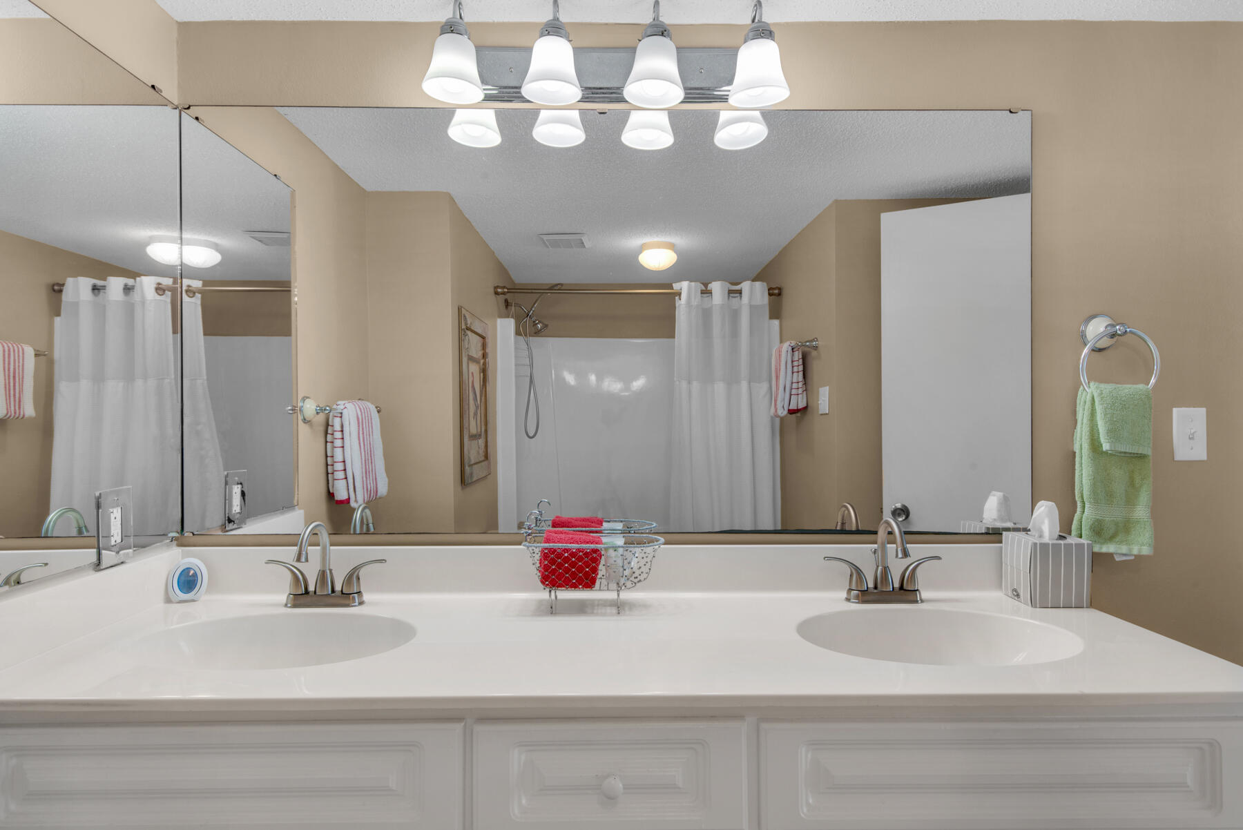 Emerald Isle - Residential