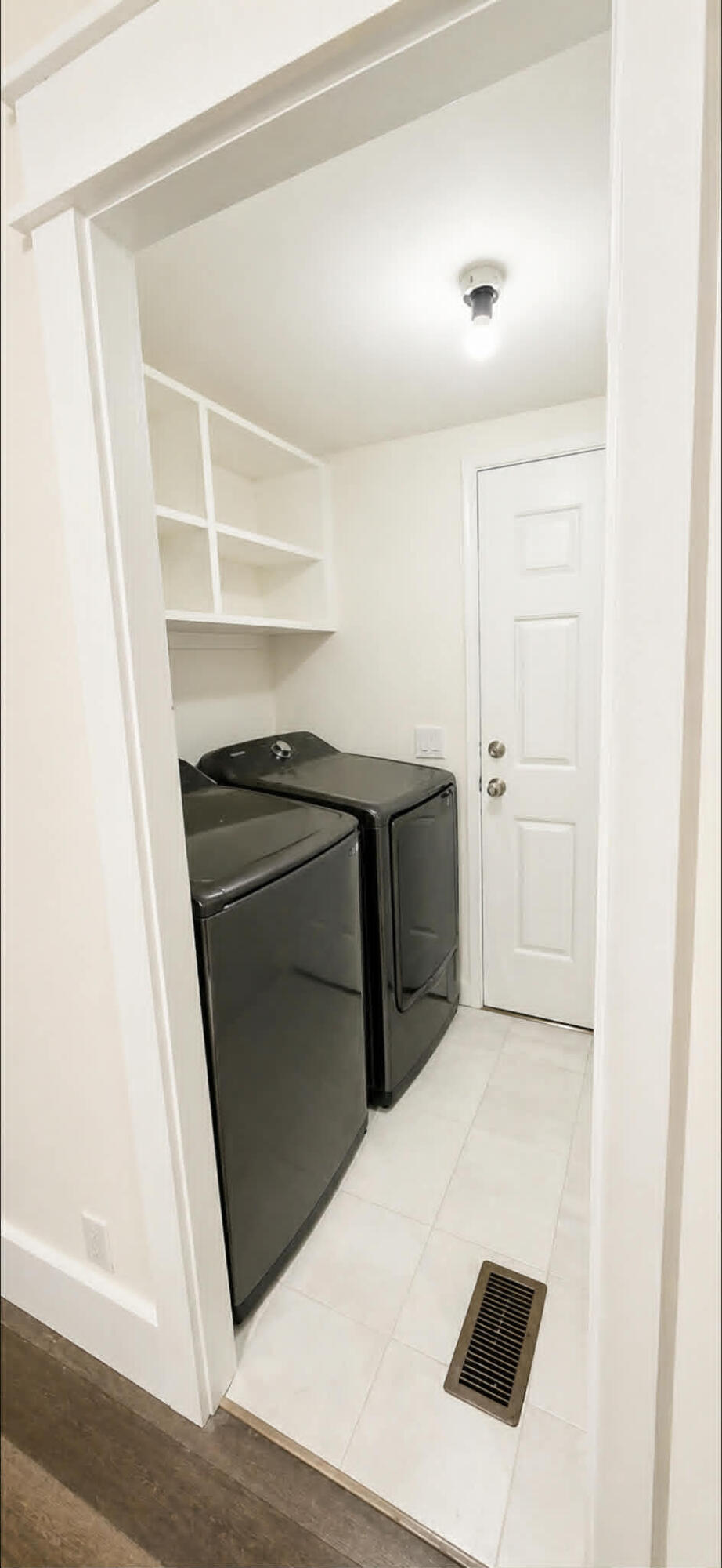 OAKWOOD HILLS - Residential