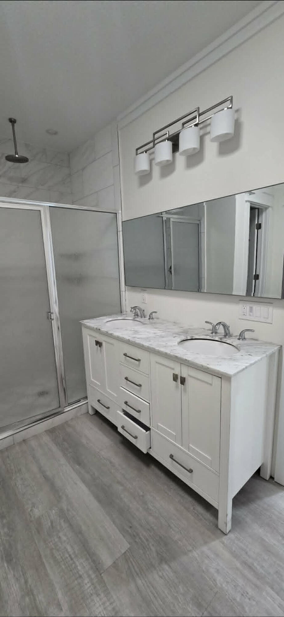 OAKWOOD HILLS - Residential