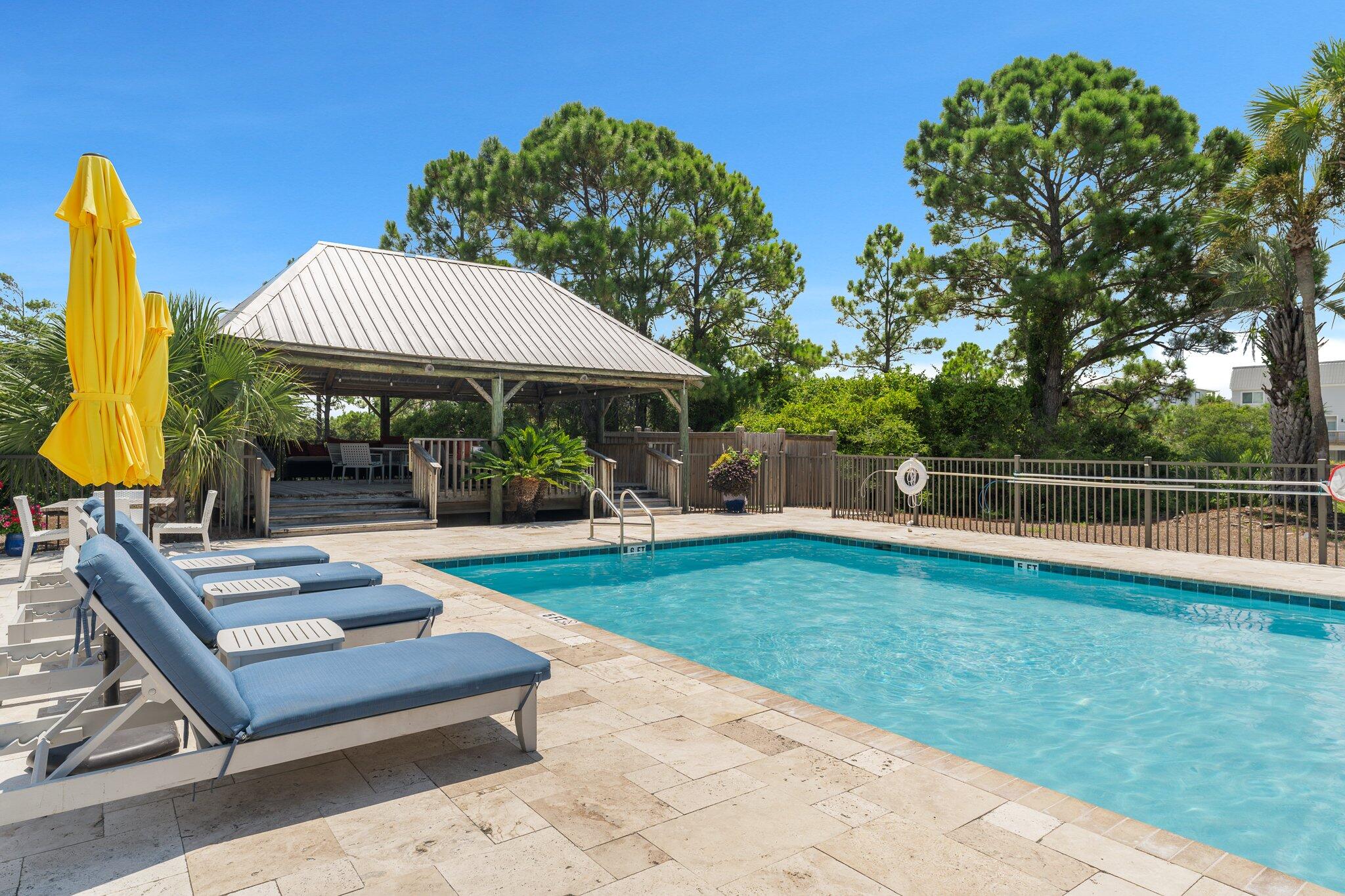 BEACHFRONT 2 PH 1 - Residential