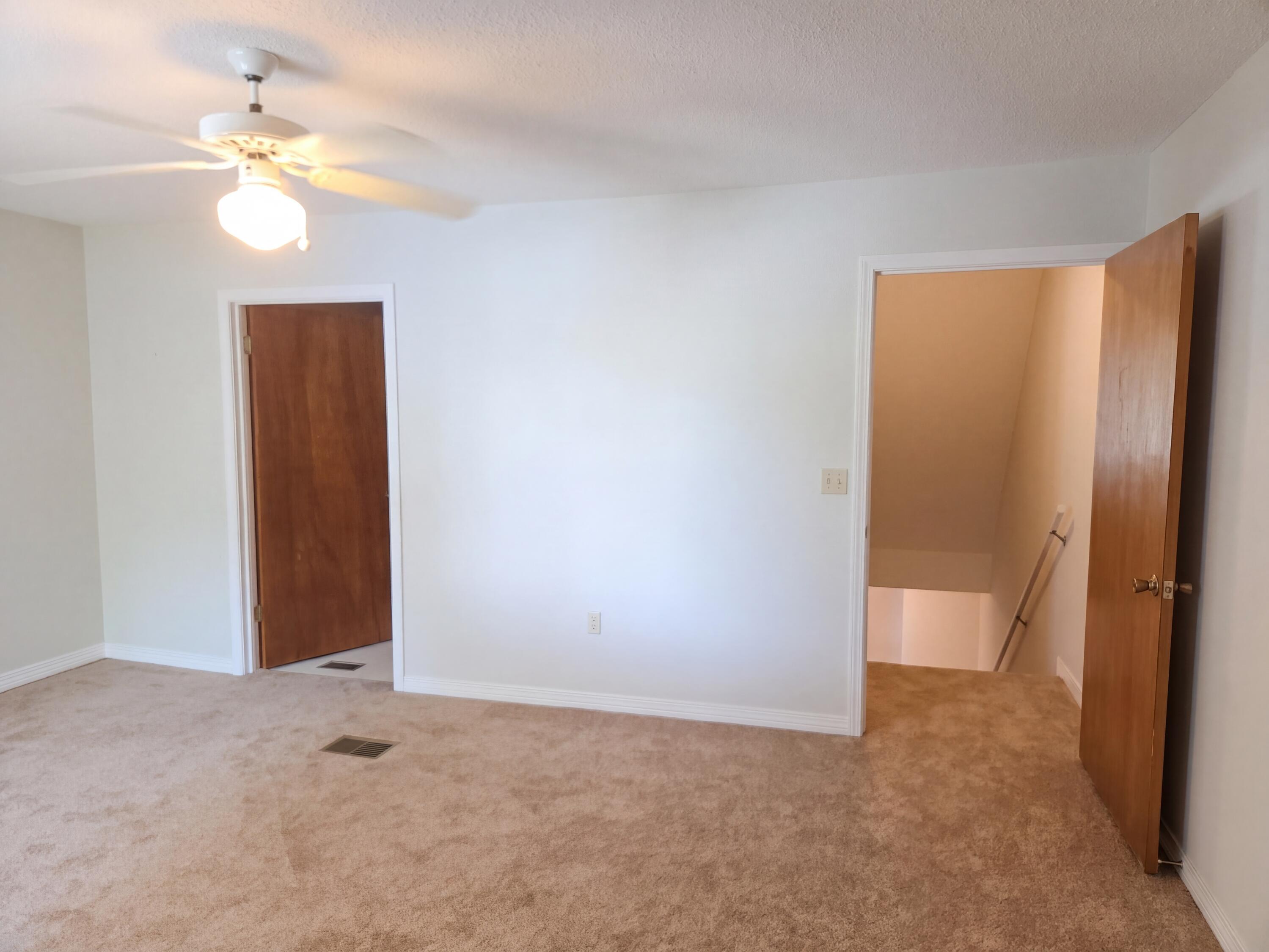 2 NW Cinderella Lane A