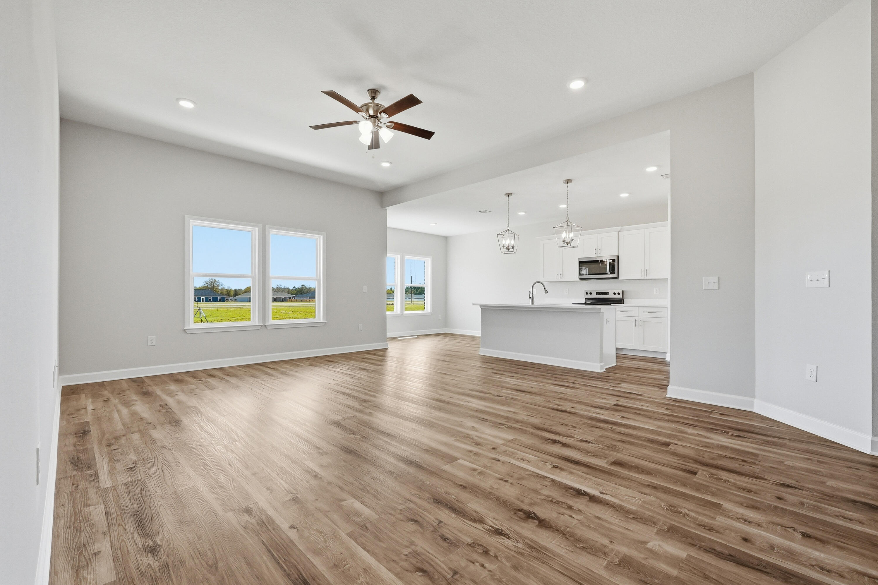 SOUTHERN CHARM - Residential