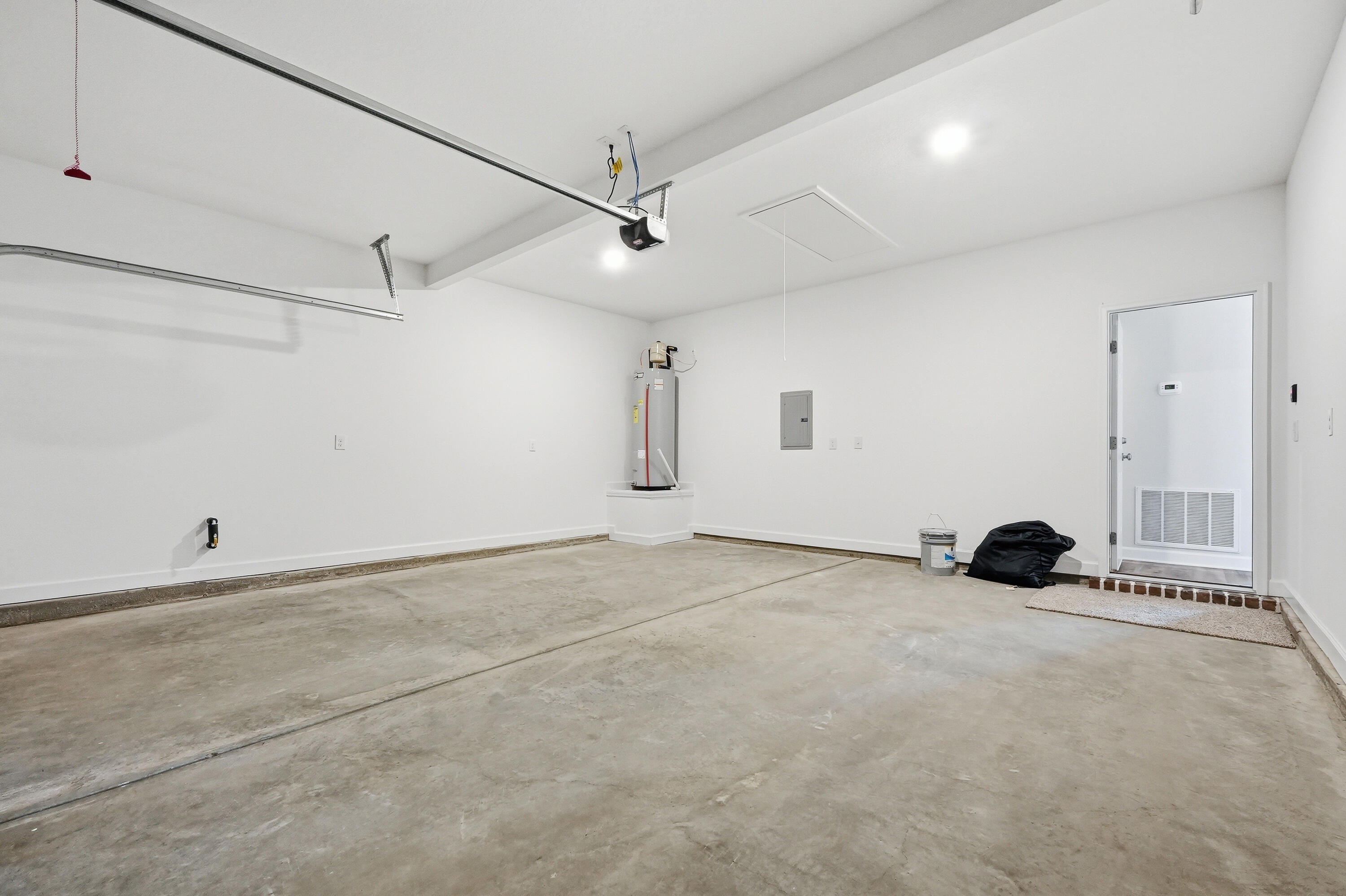 SOUTHERN CHARM - Residential