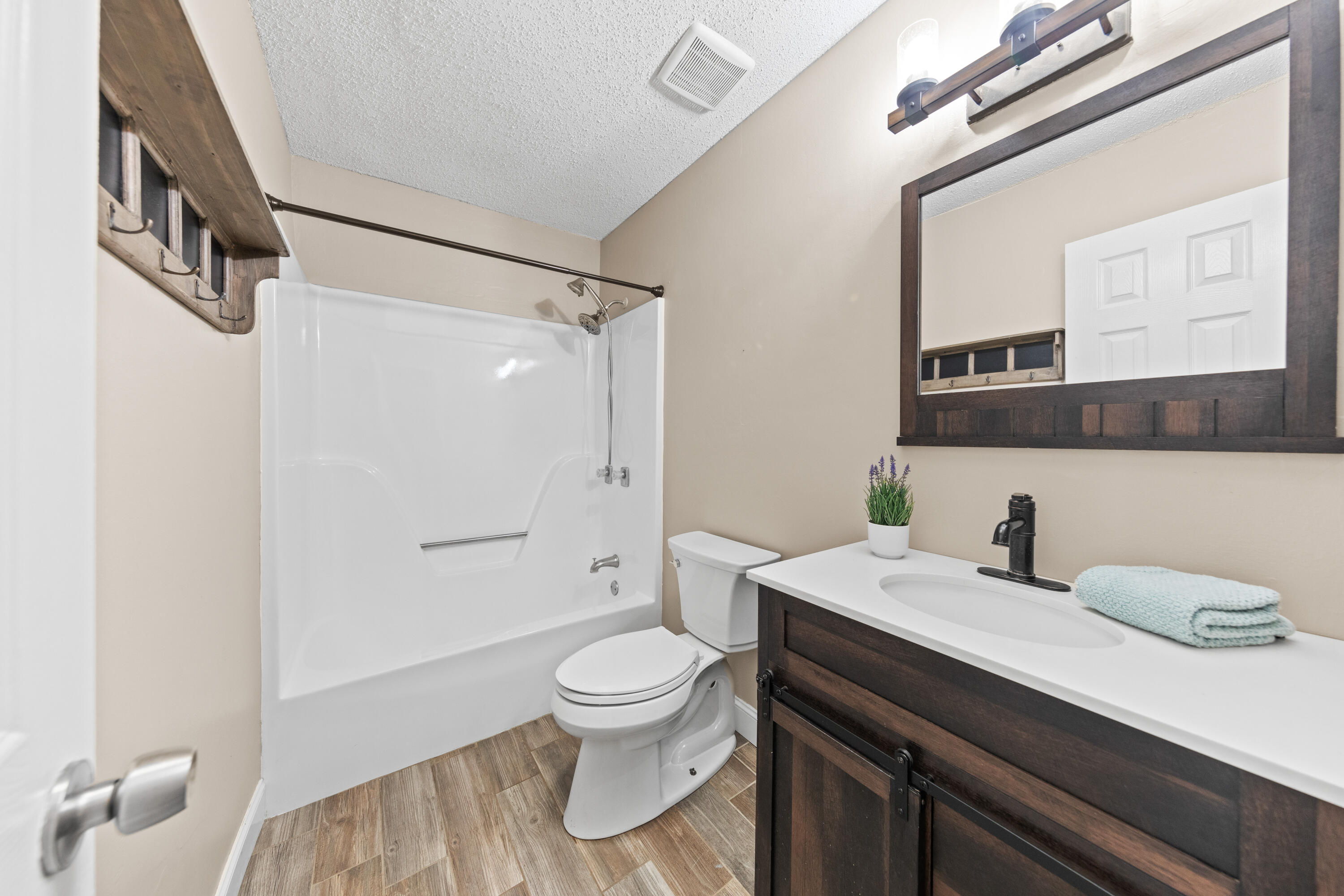 HIDDEN TRAILS PH 4 - Residential