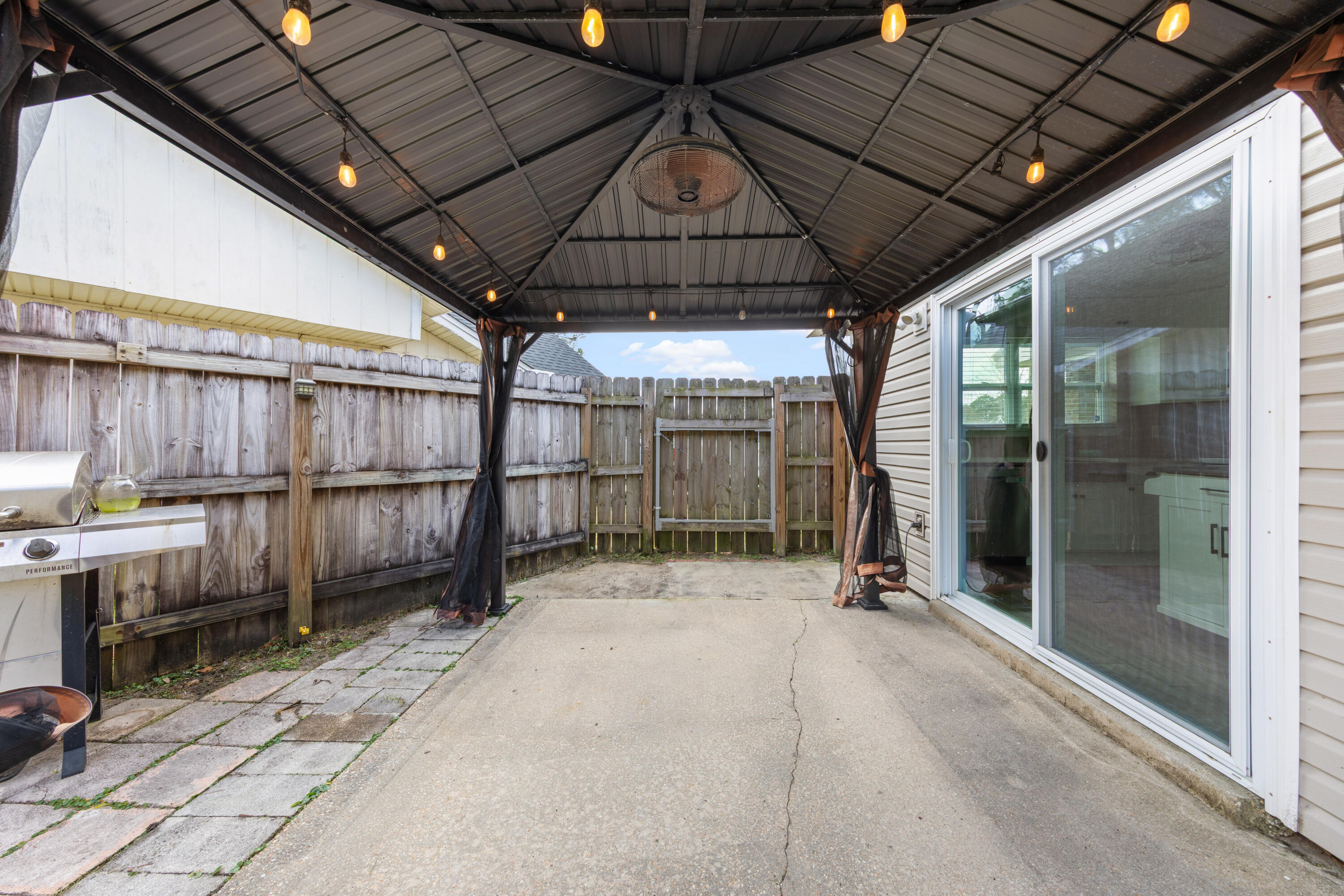 HIDDEN TRAILS PH 4 - Residential