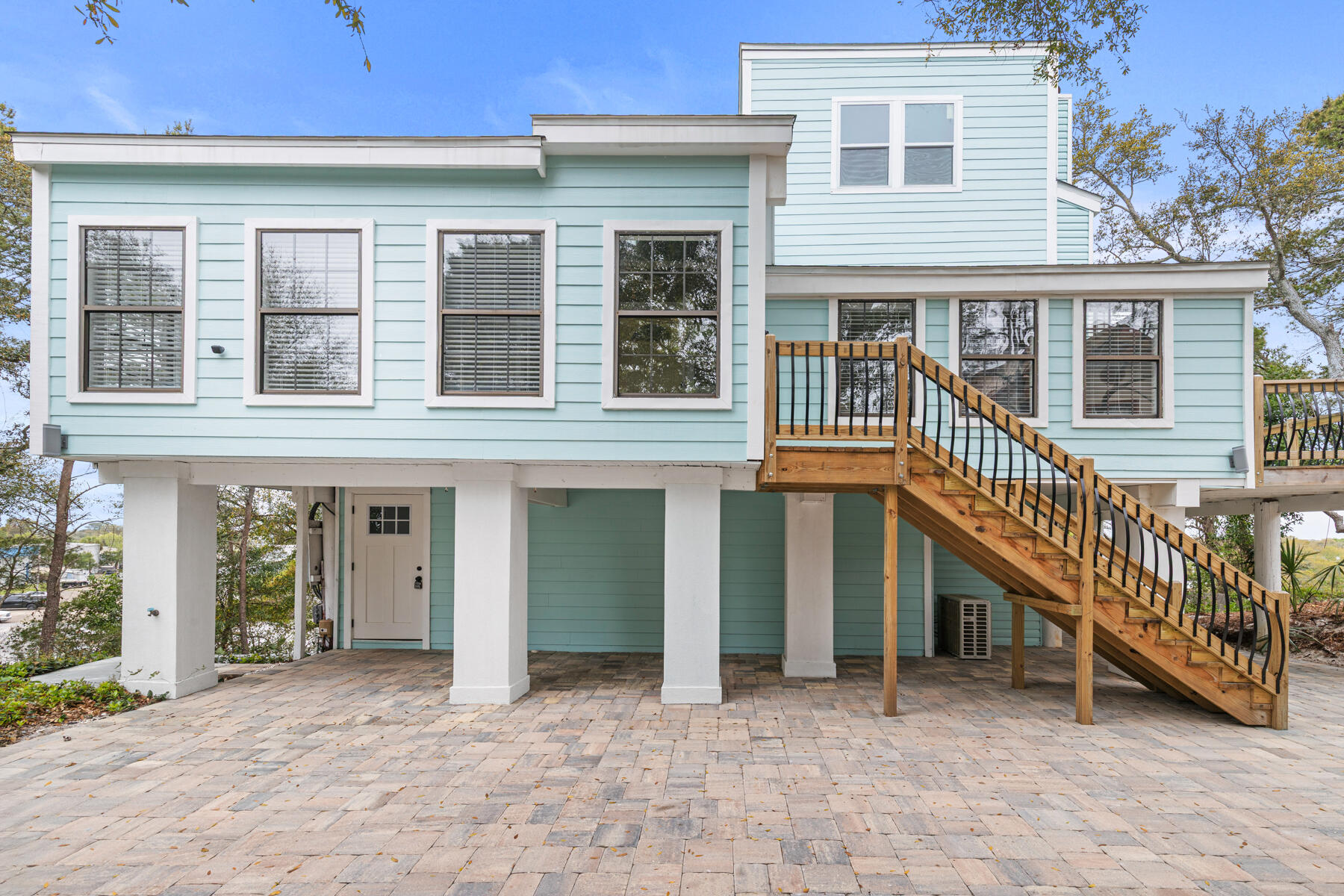 BEACONVIEW - Residential