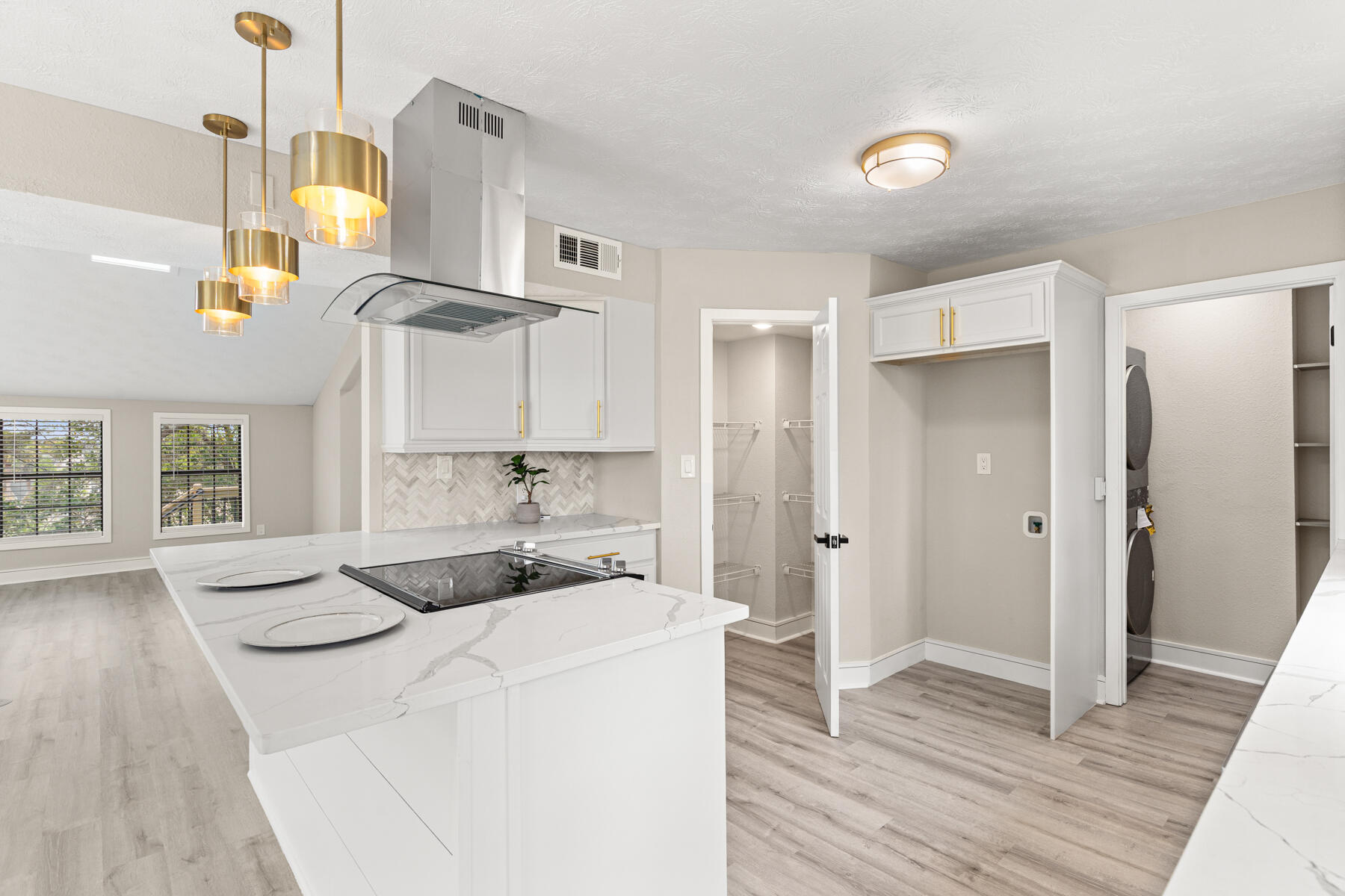 BEACONVIEW - Residential