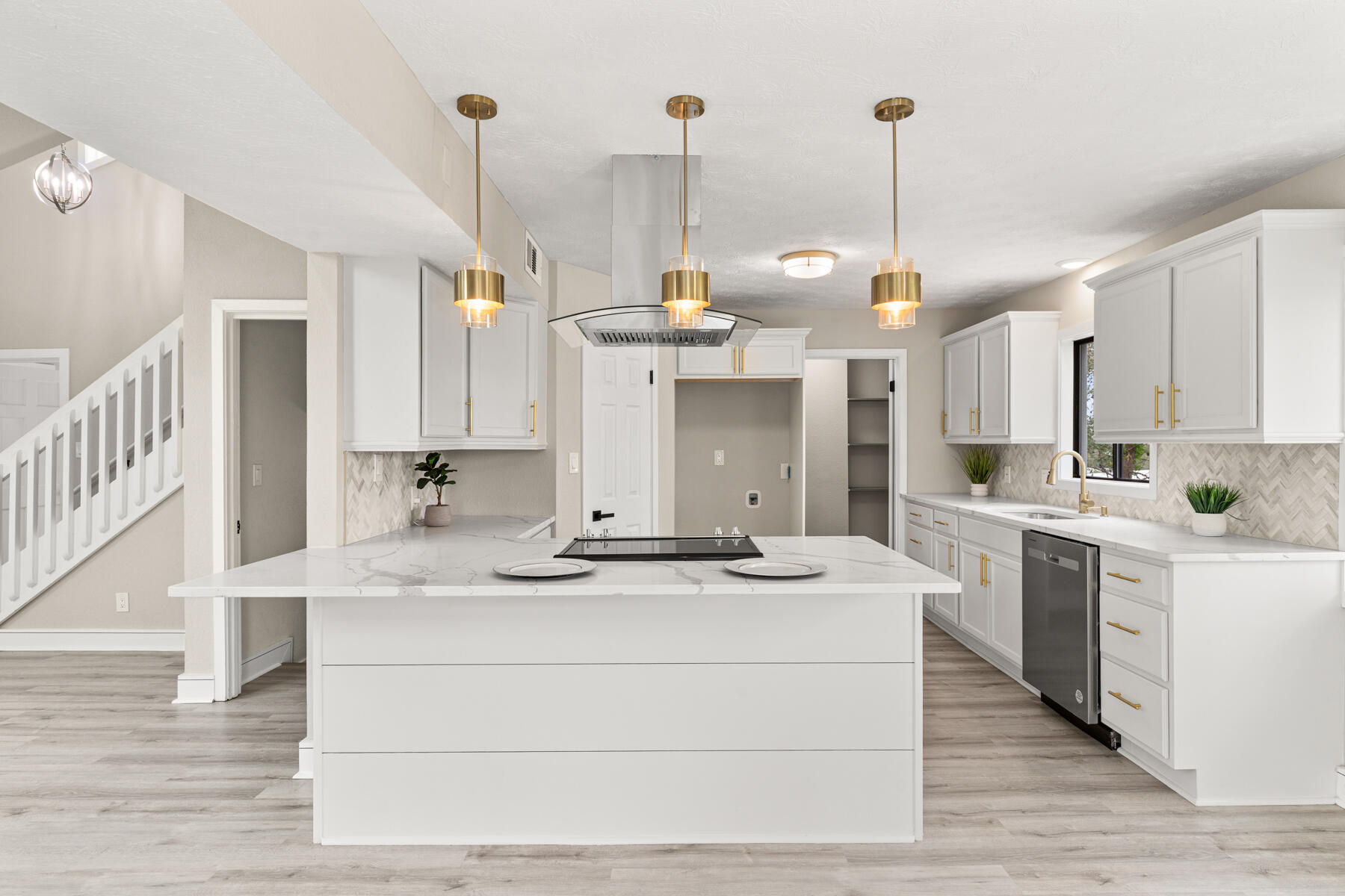 BEACONVIEW - Residential