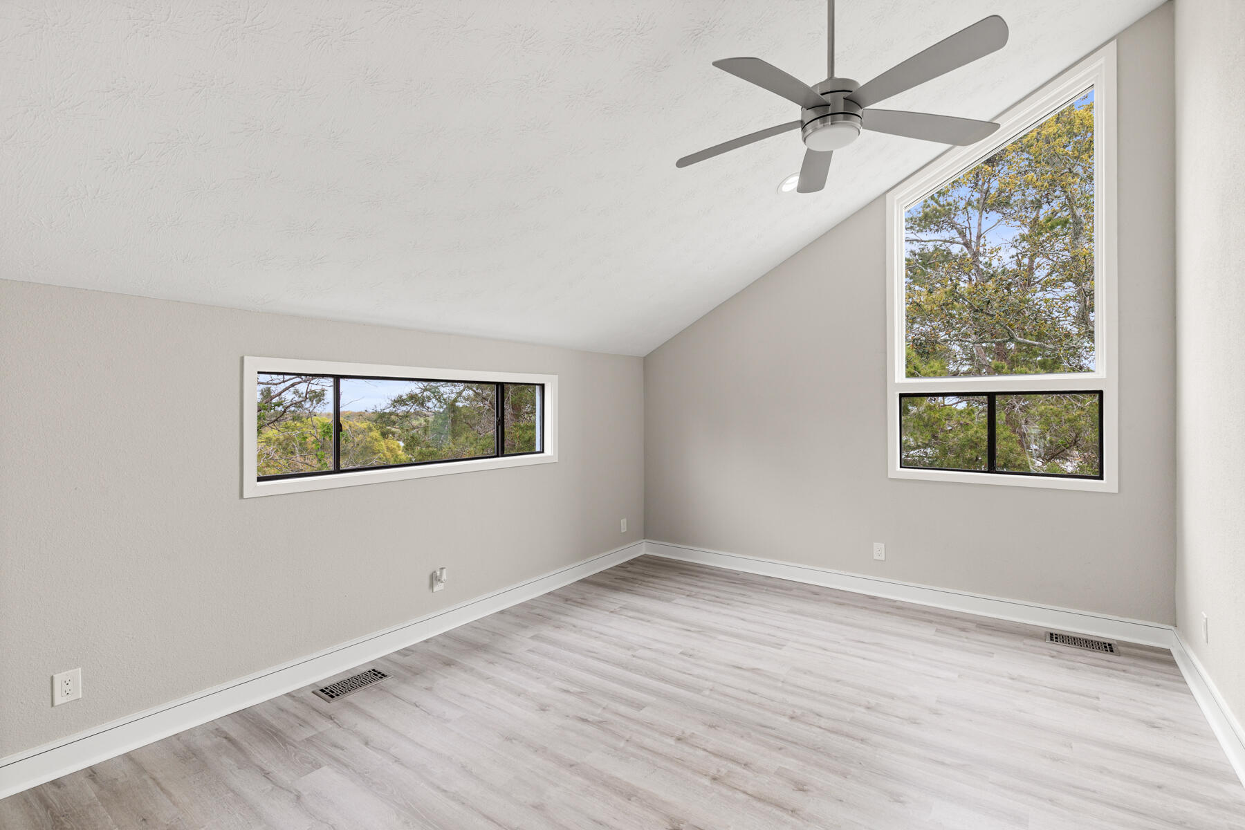 BEACONVIEW - Residential