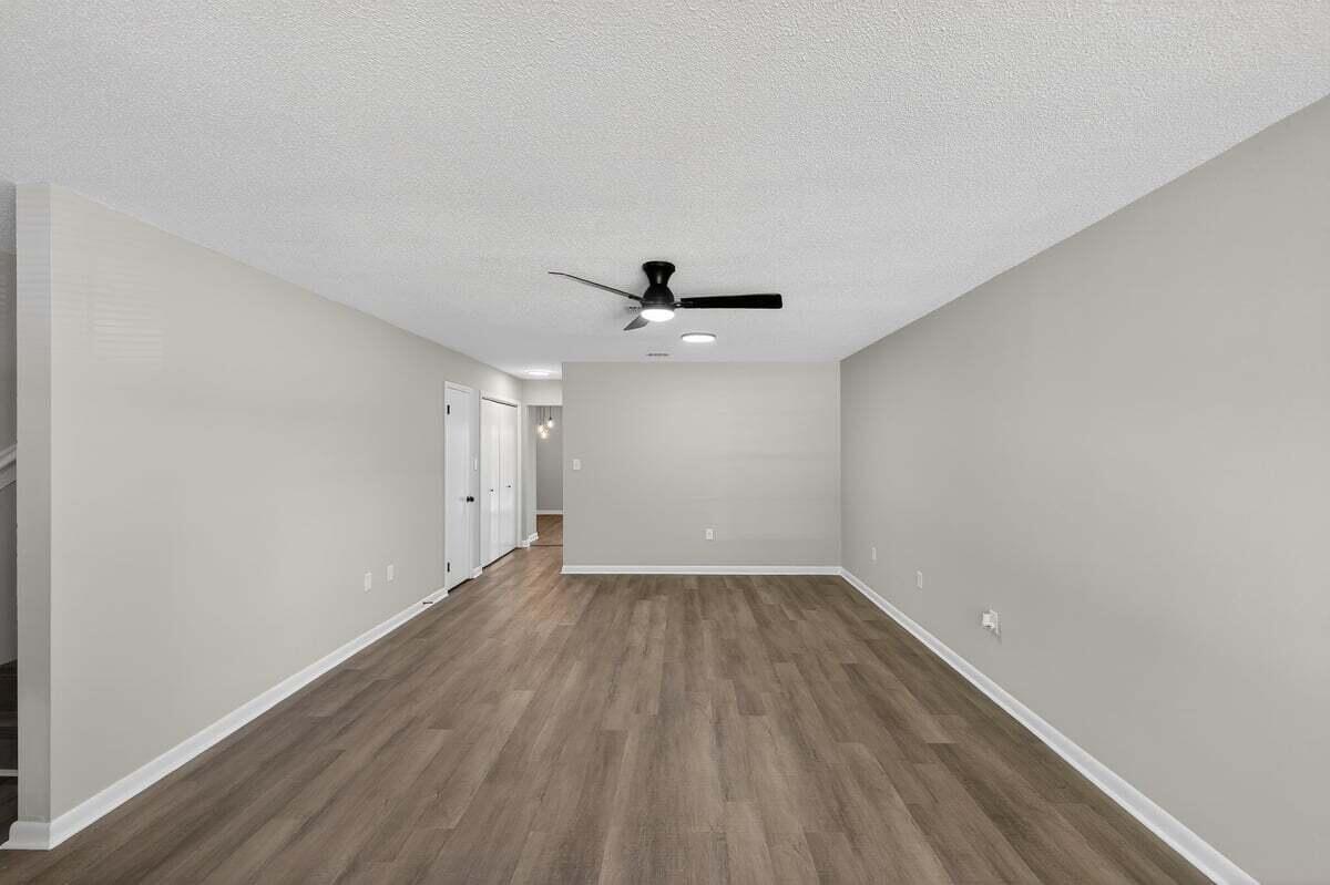 VALPARAISO PINECREST 2 - Residential