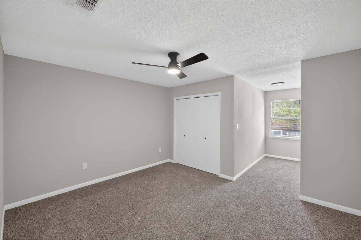 VALPARAISO PINECREST 2 - Residential