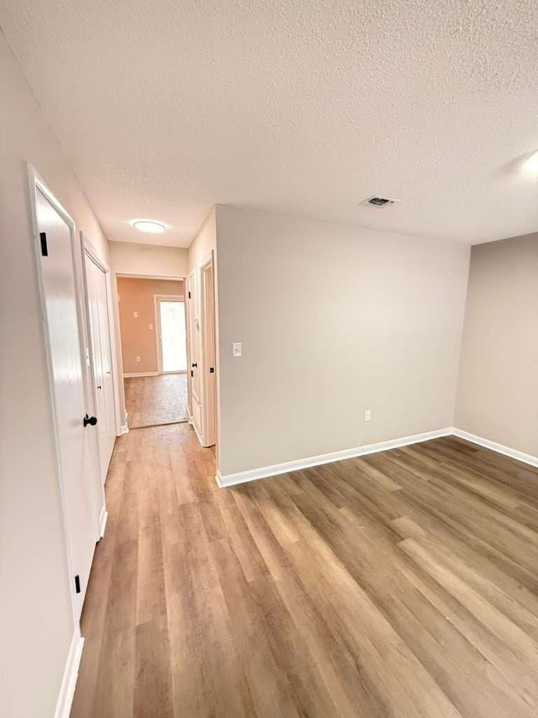 VALPARAISO PINECREST 2 - Residential