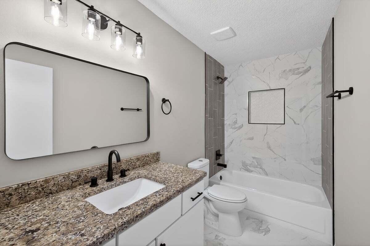 VALPARAISO PINECREST 2 - Residential