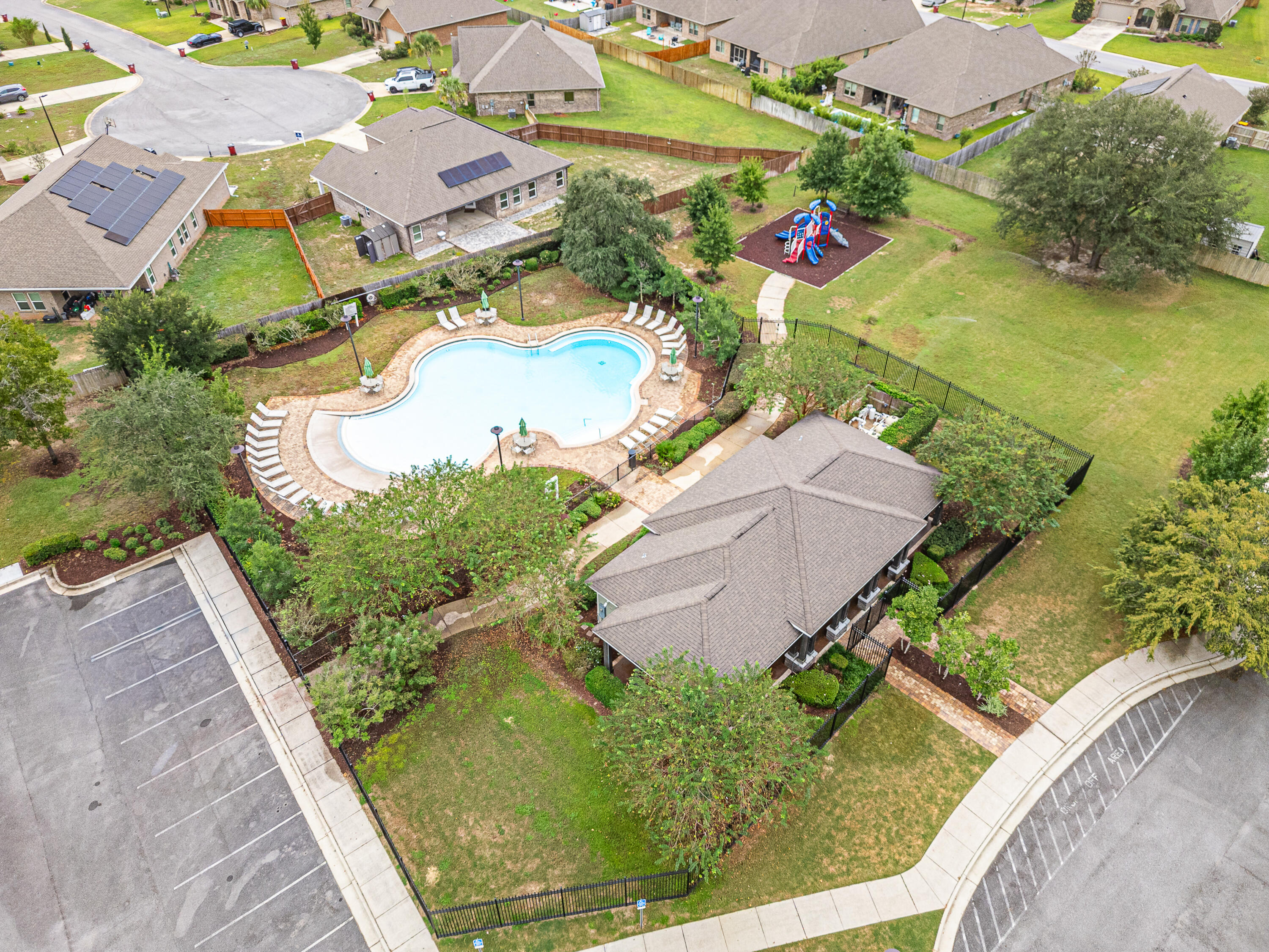 Redstone Commons - Residential